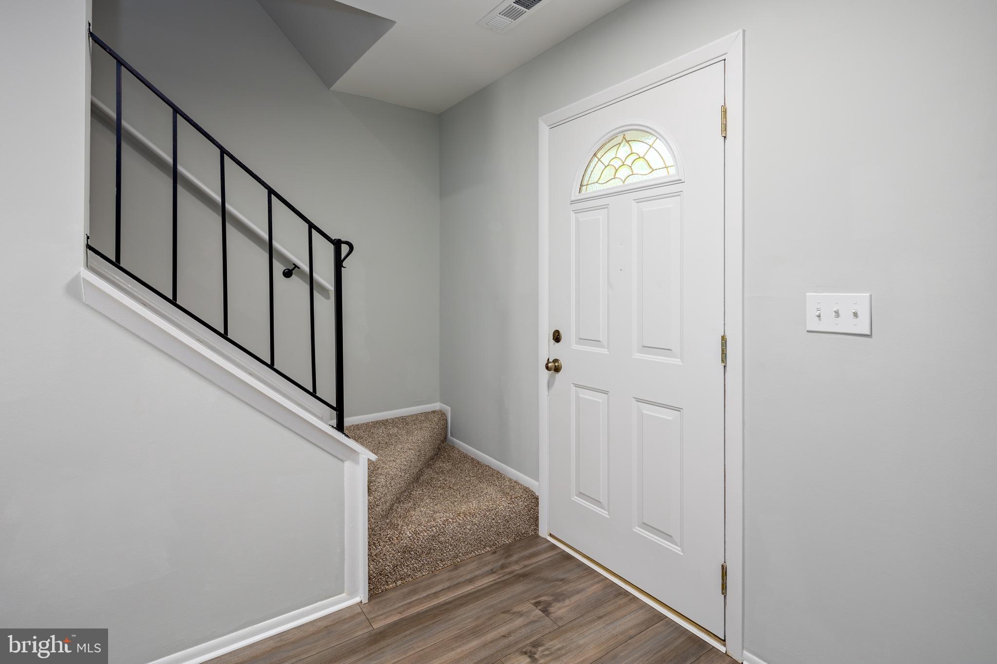 WHISPERING WOODS - Residential