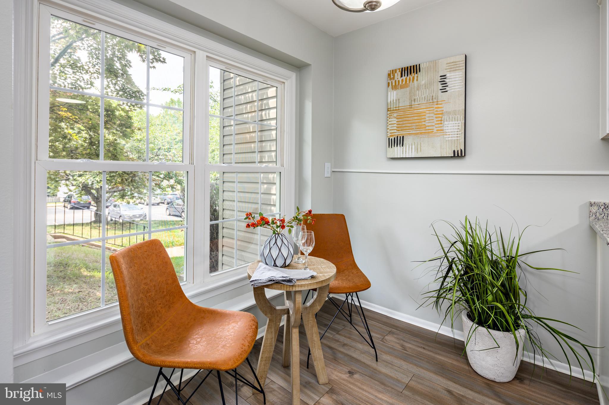 WHISPERING WOODS - Residential