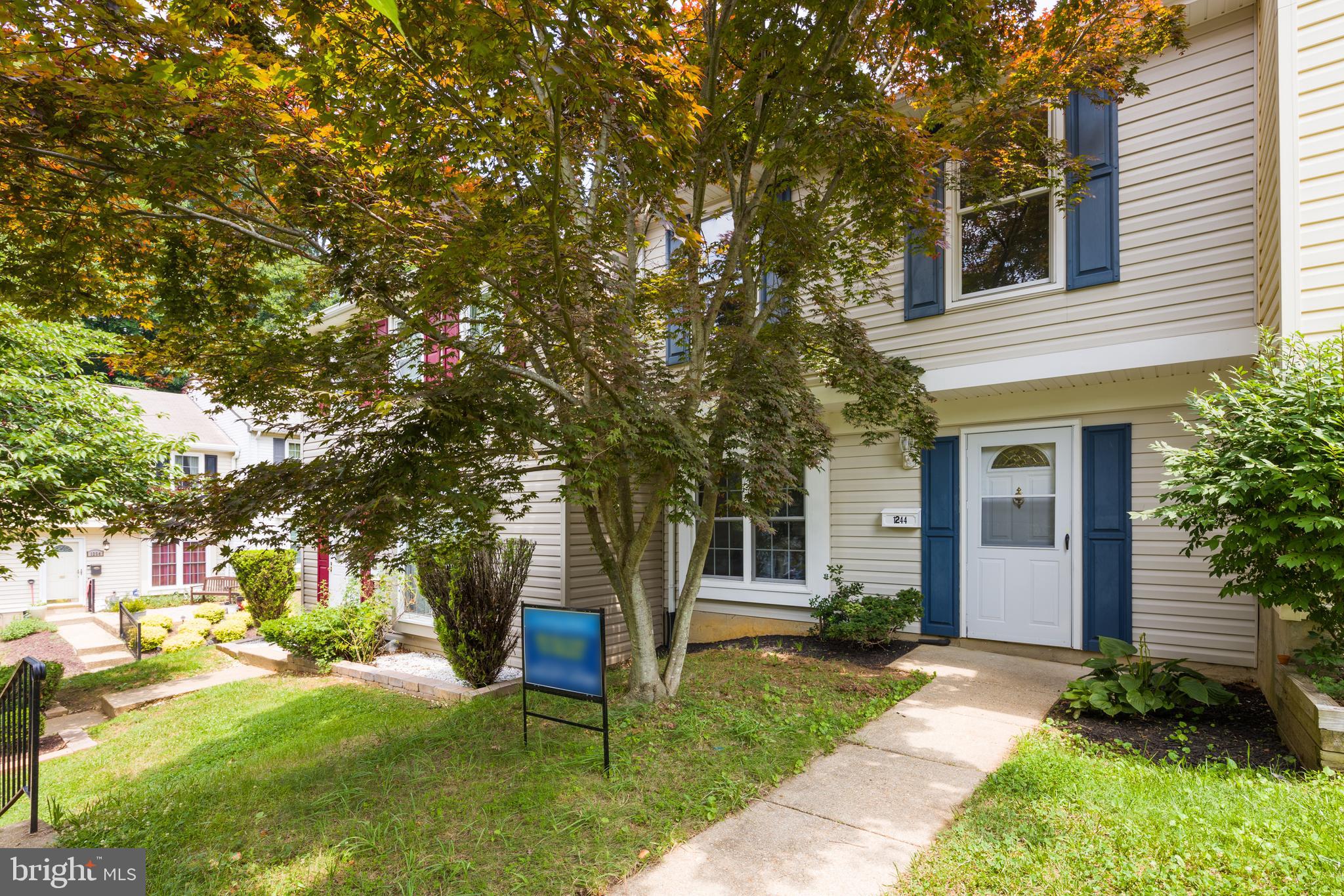 WHISPERING WOODS - Residential