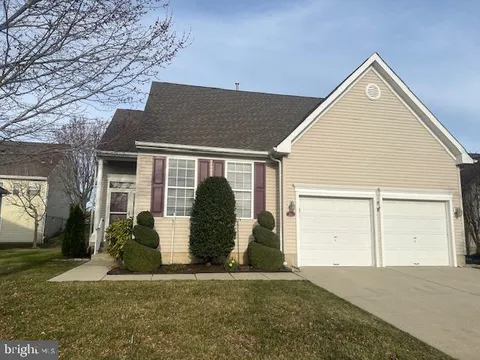 MLS: NJCD2087772