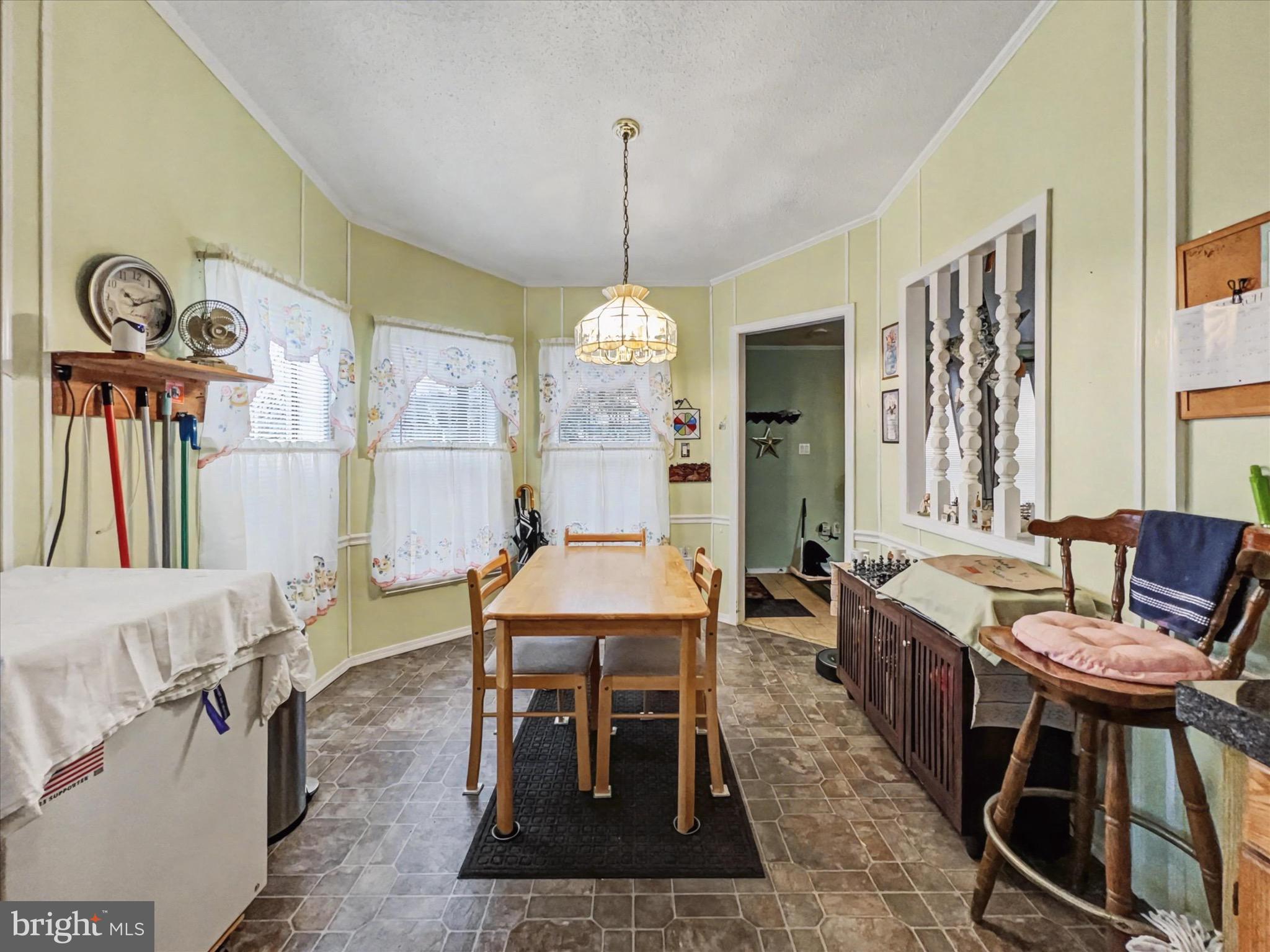 MURRAY MANOR - Residential