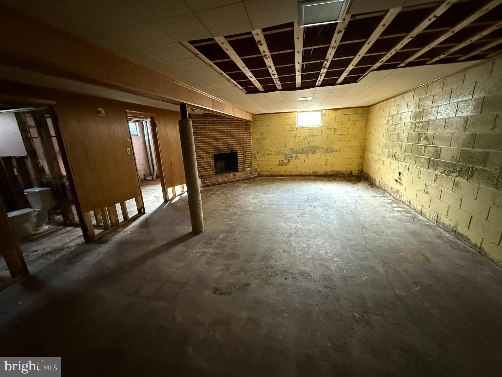 ORCHARD CREST - Residential