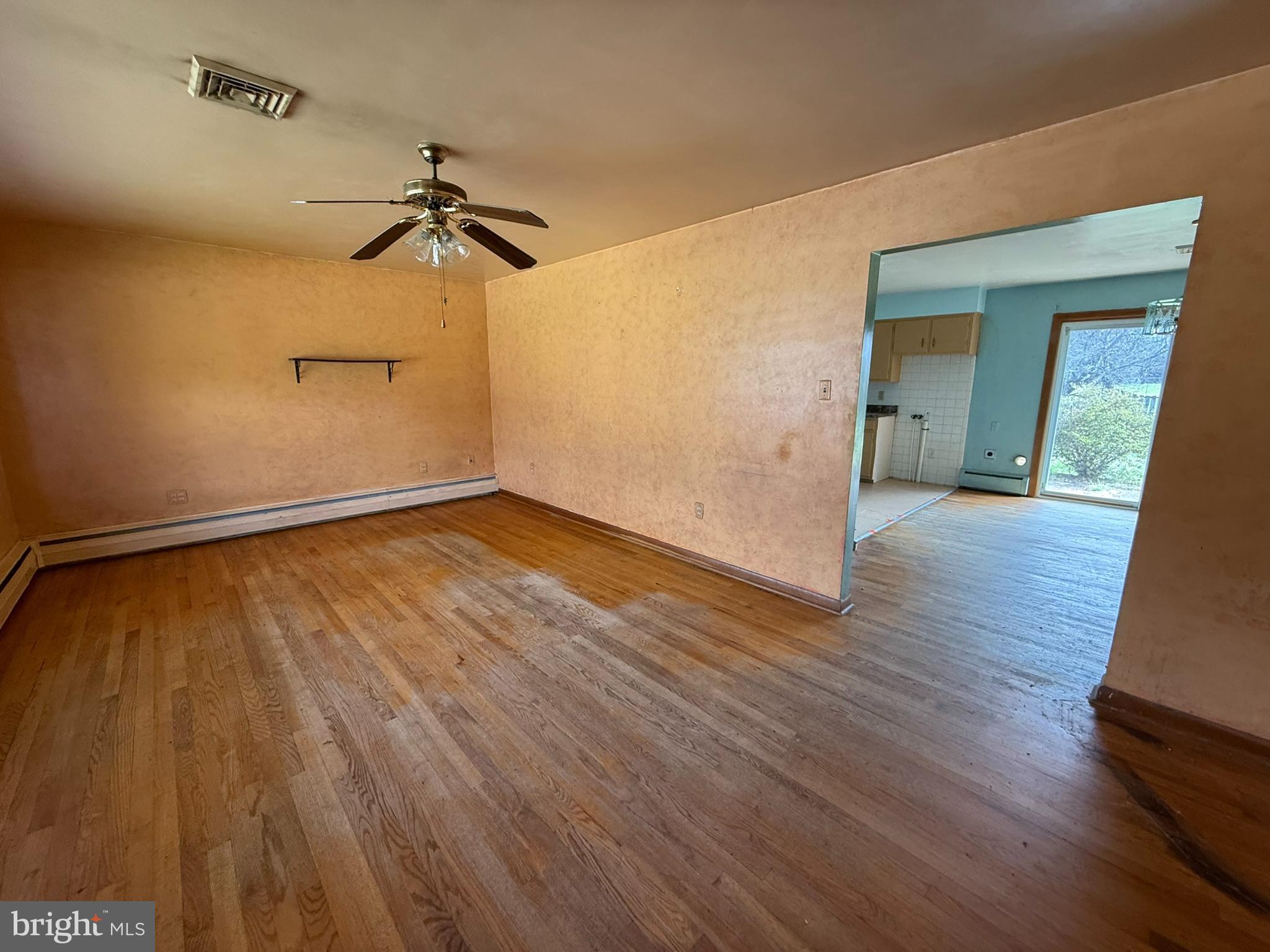 ORCHARD CREST - Residential