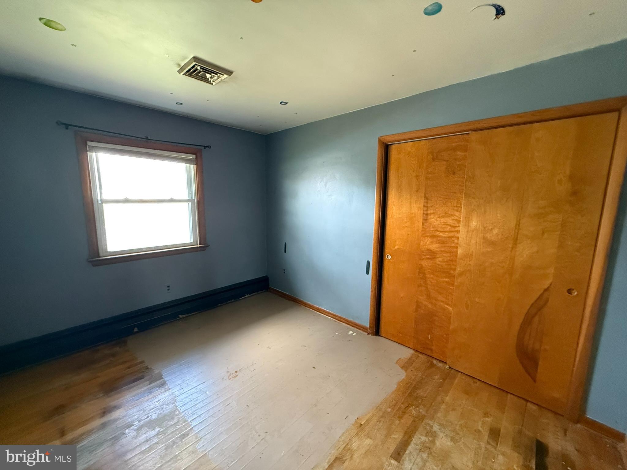 ORCHARD CREST - Residential