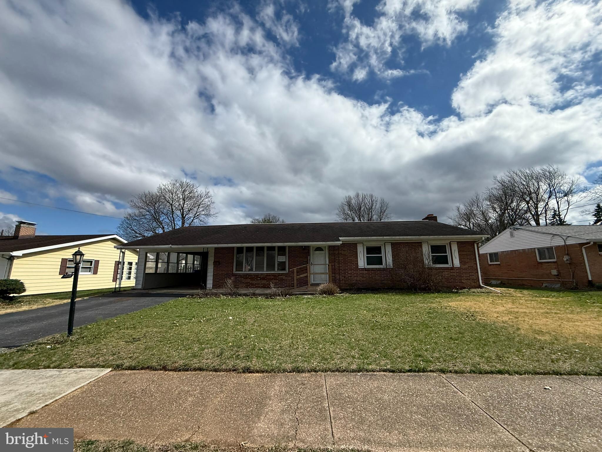 ORCHARD CREST - Residential