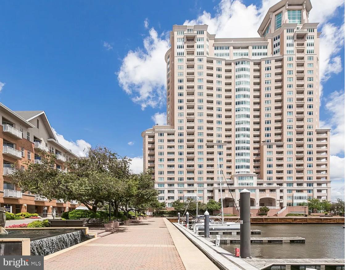 HARBORVIEW CONDOMINIUMS - Residential