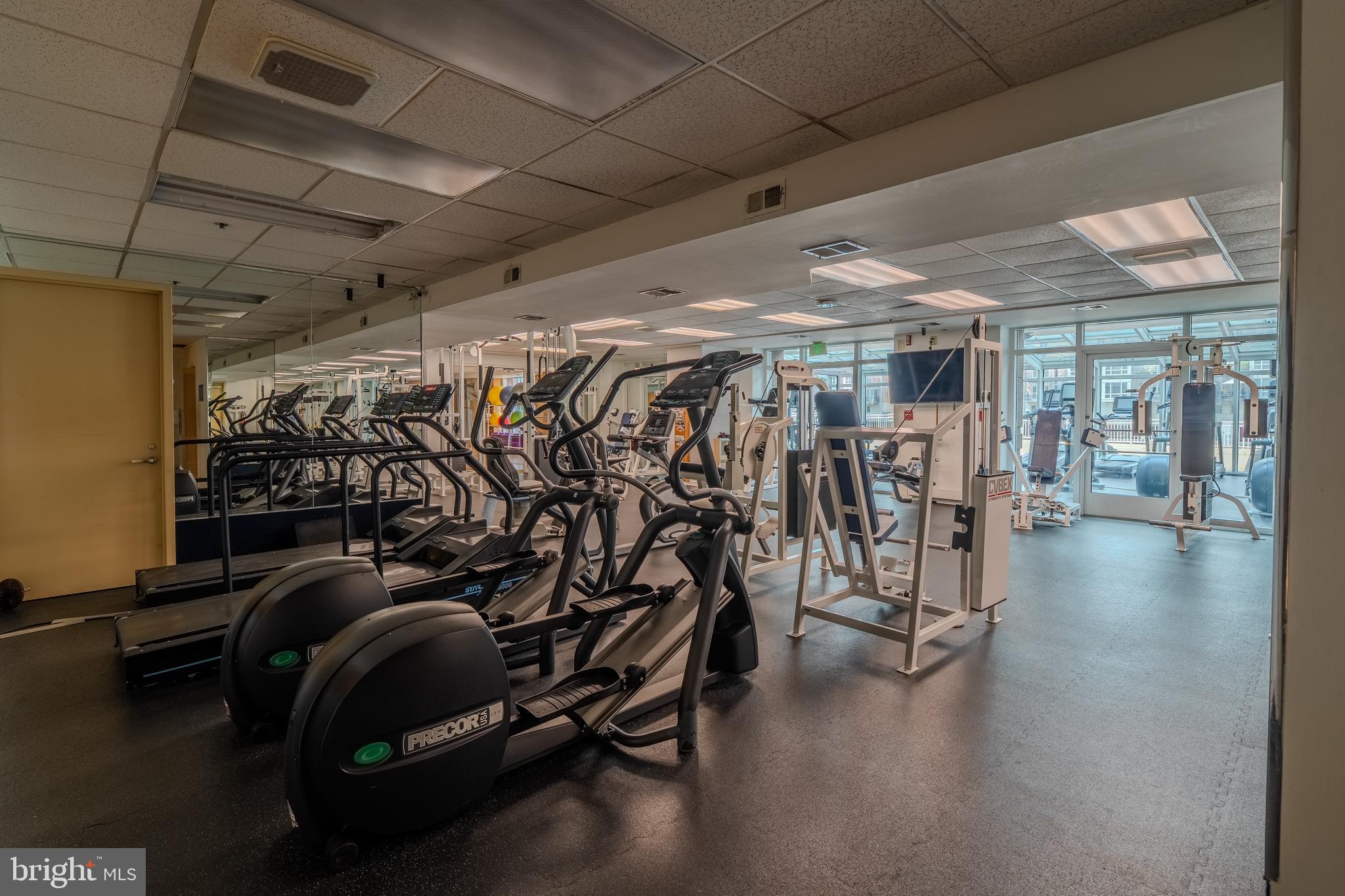 HARBORVIEW CONDOMINIUMS - Residential