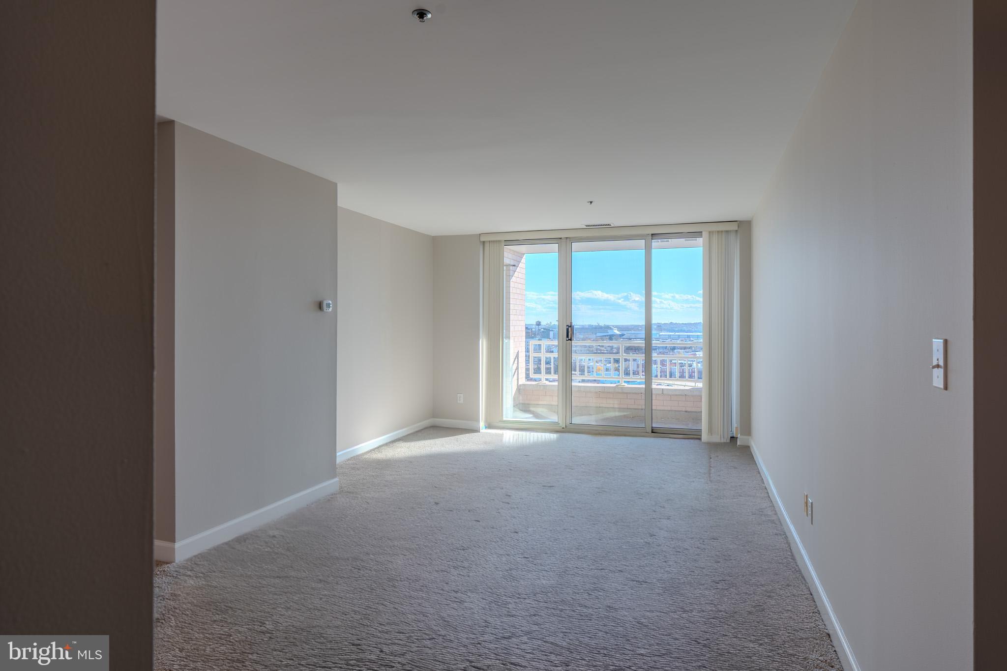 100 HARBORVIEW DRIVE 1208