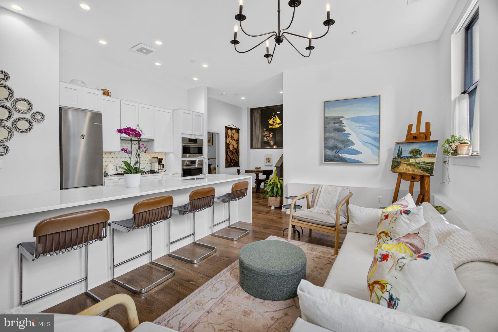 1312 KING STREET 103