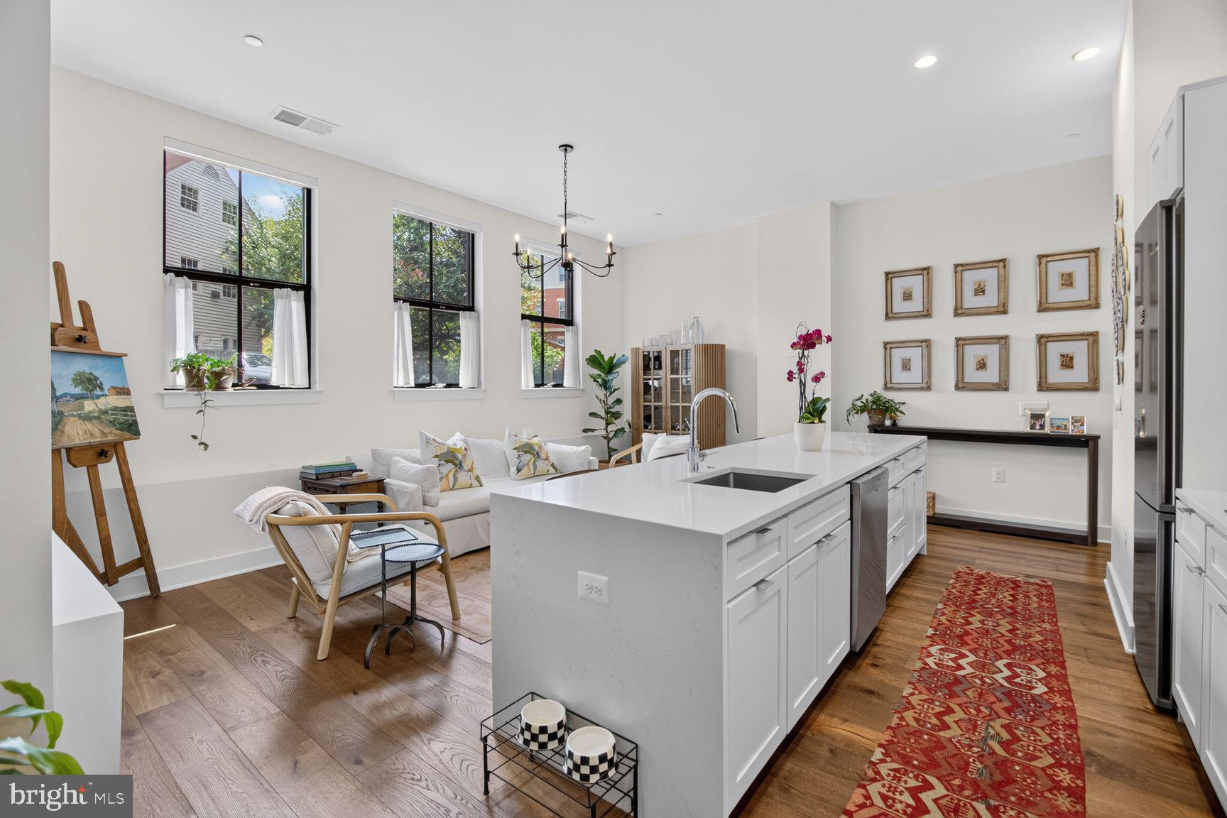 1312 KING STREET 103