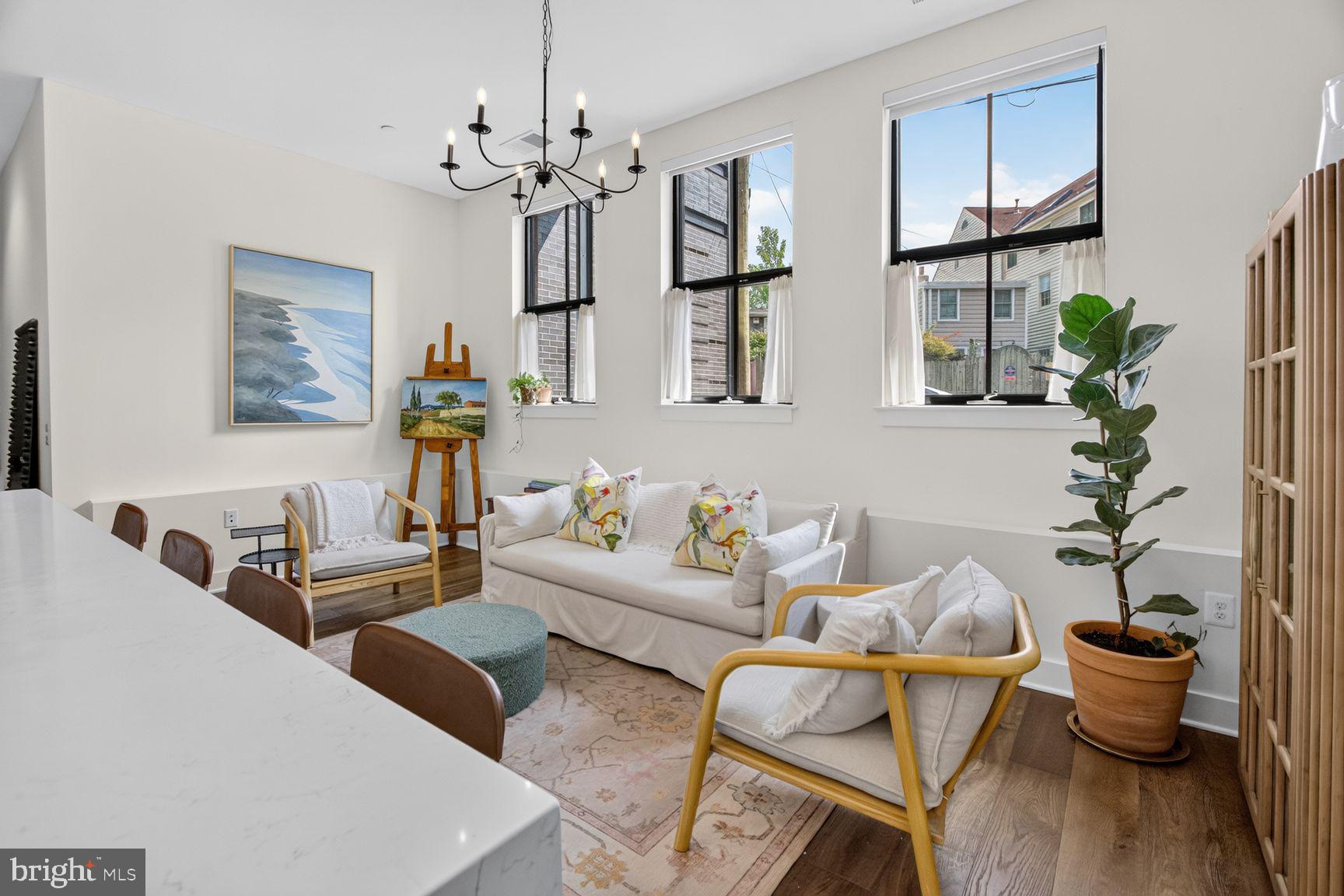 1312 KING STREET 103