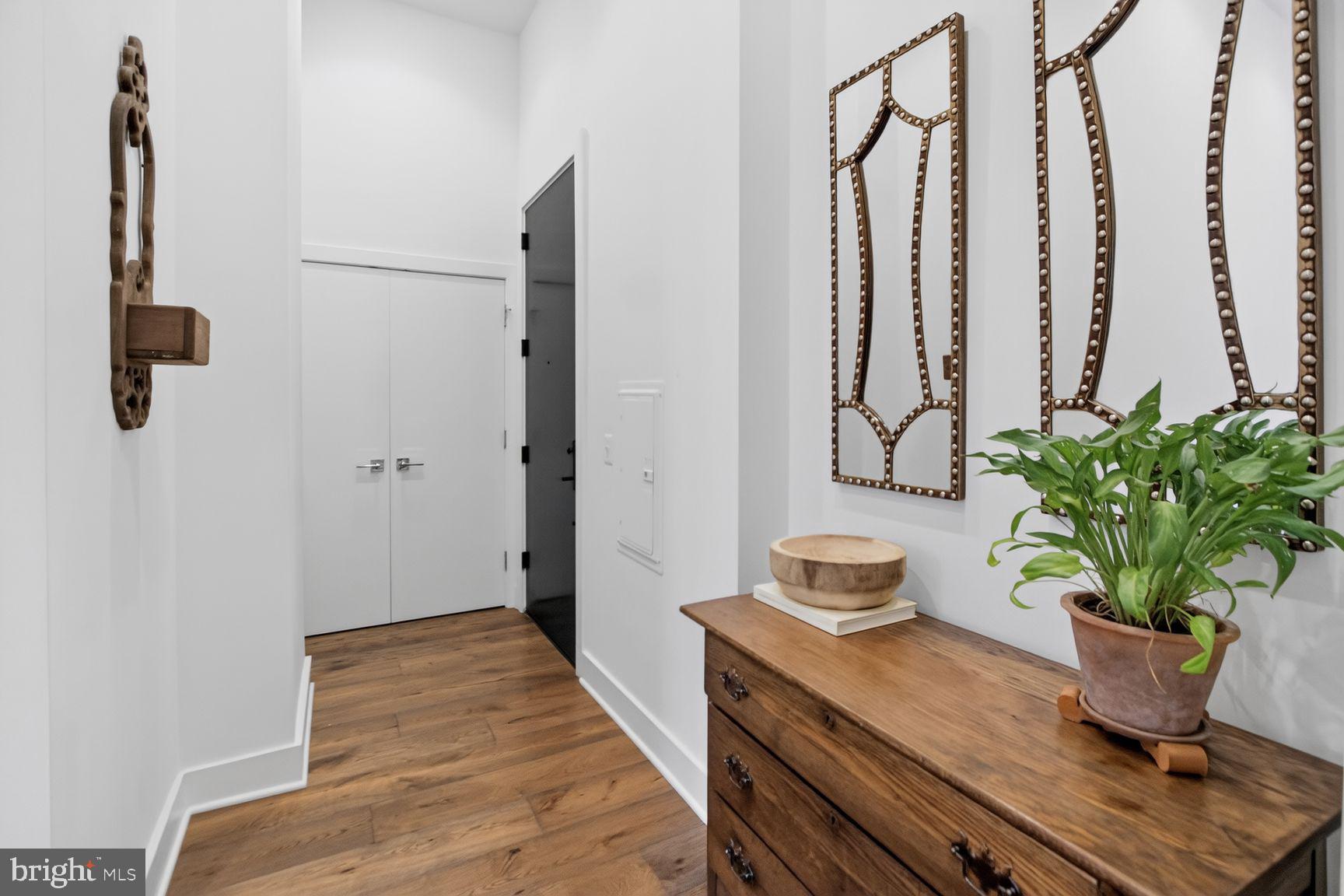1312 KING STREET 103