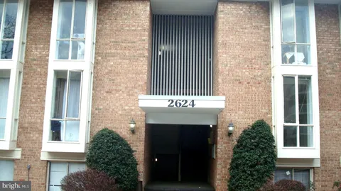2624 Redcoat Drive Unit 162, Alexandria, VA MLS: VAFX2237622