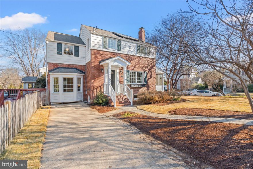 Perfectly situated on a spacious corner lot with a fig, persimmon and a plum tree that produce fruit, this detached home is filled with warmth and natural light. You’ll love the updated kitchen, refinished hardwood floors and fresh paint throughout.  The bright and cheerful living and dining areas are great for family gatherings. A special feature is the cozy main-floor den; with its own full bath, it’s a perfect spot for a quiet home office or a convenient main-level bedroom for guests. Upstairs, three comfortable bedrooms and 1.5 updated baths offer a peaceful retreat. Complete with a rec room in the basement and plenty of storage, this home is designed for making memories.