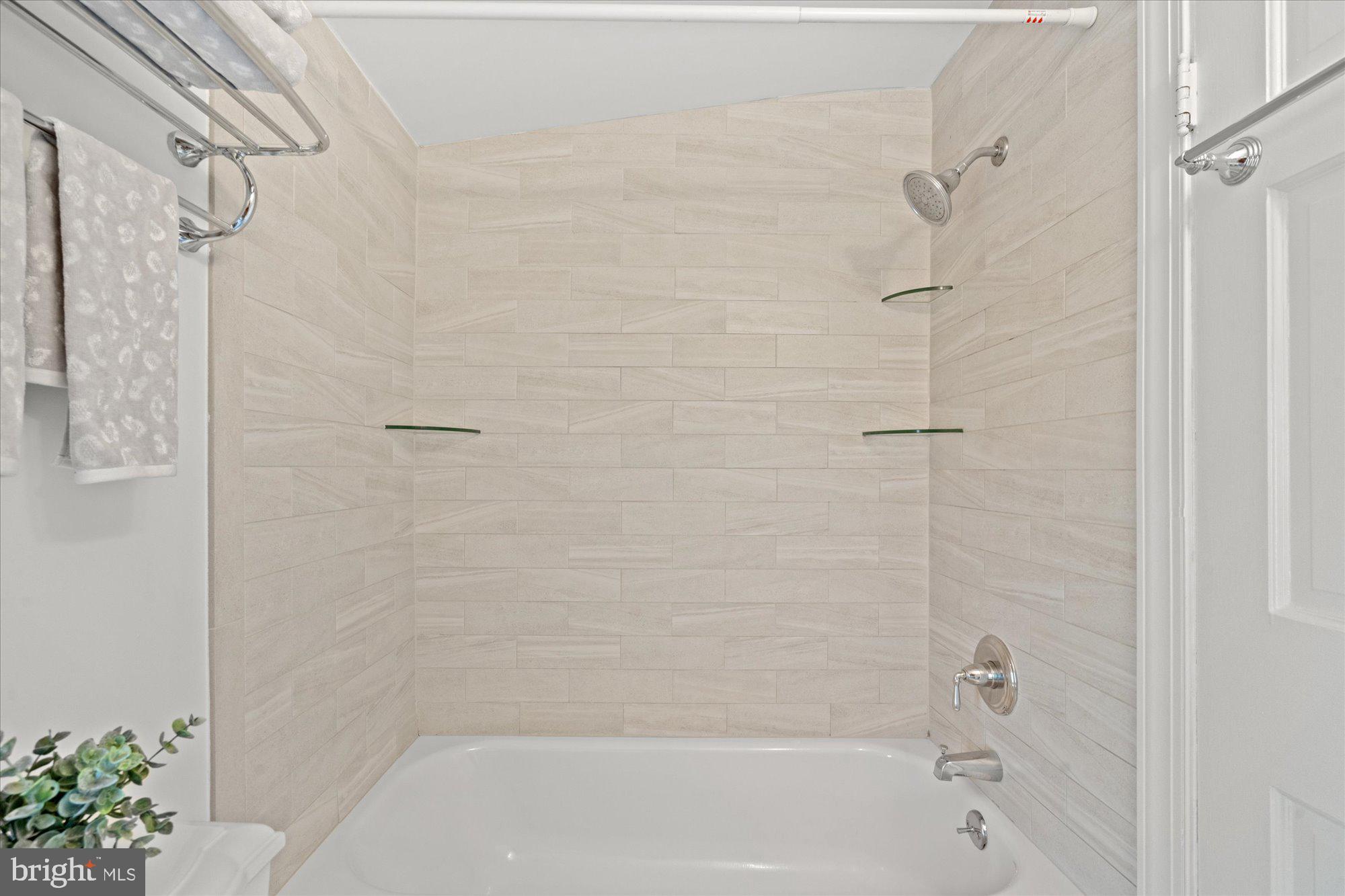 BEVERLY HILLS - Residential