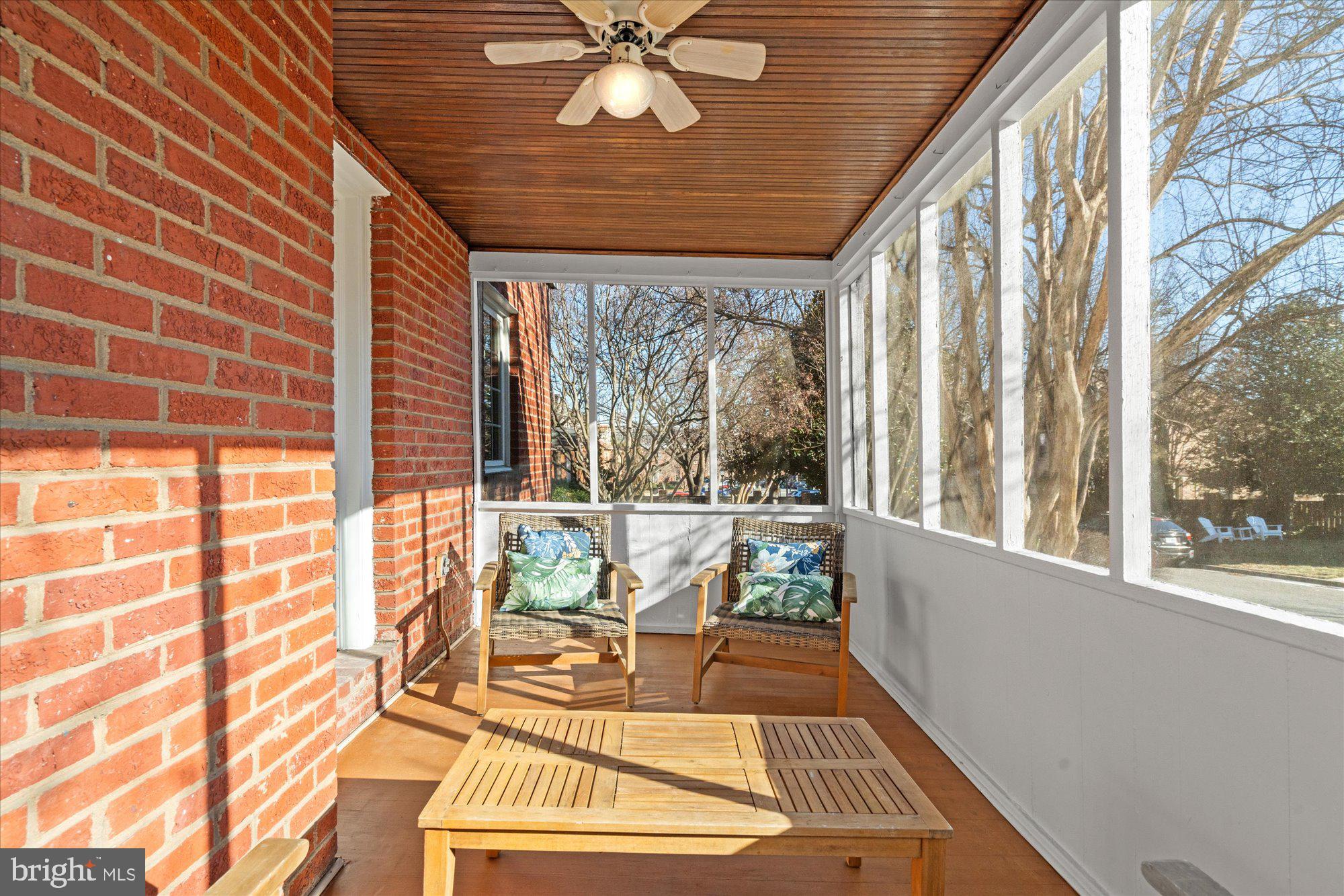 BEVERLY HILLS - Residential