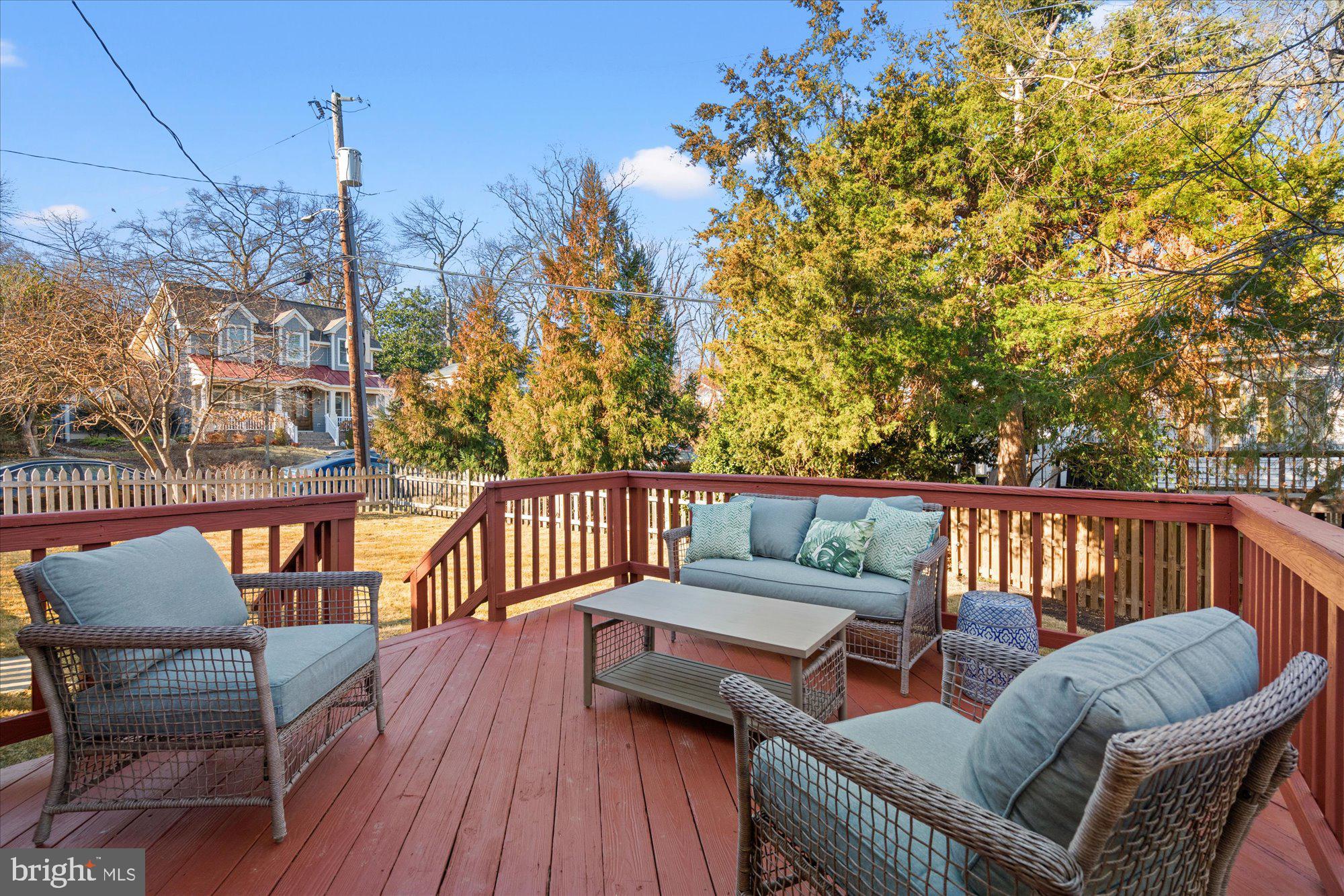 BEVERLY HILLS - Residential