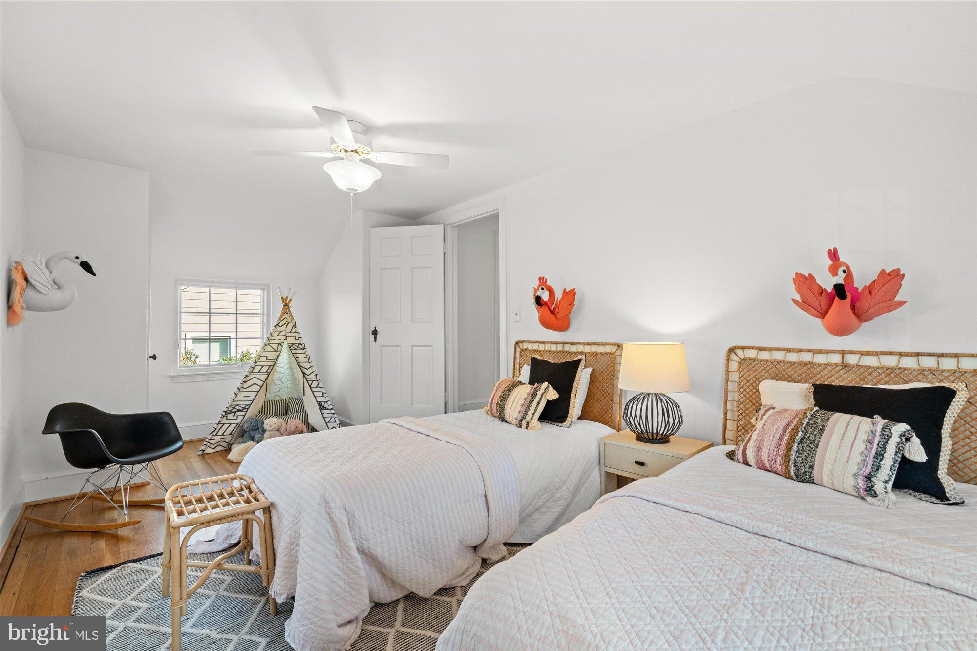 BEVERLY HILLS - Residential