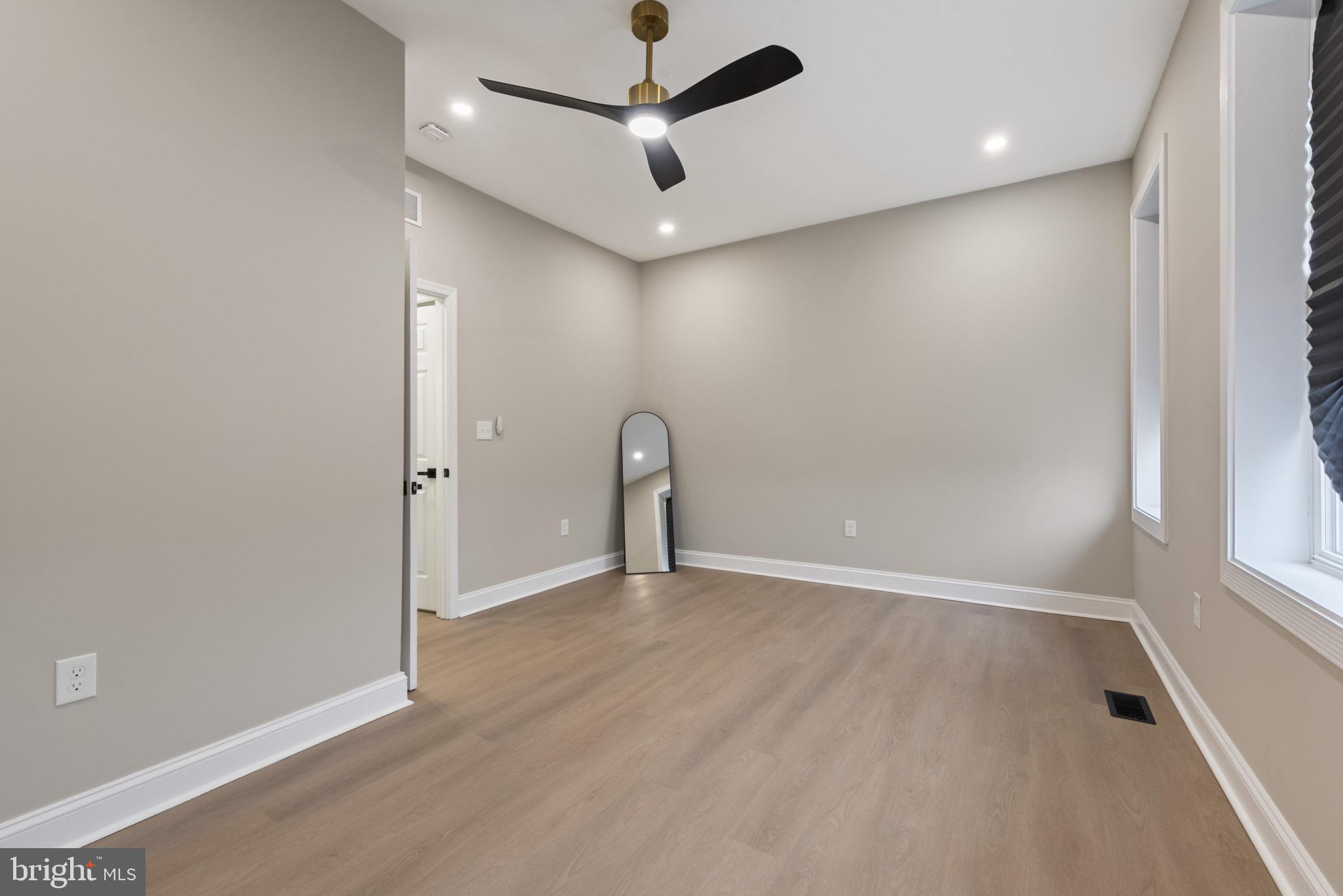 FRANKLIN SQUARE HISTORIC DISTRICT - Residential