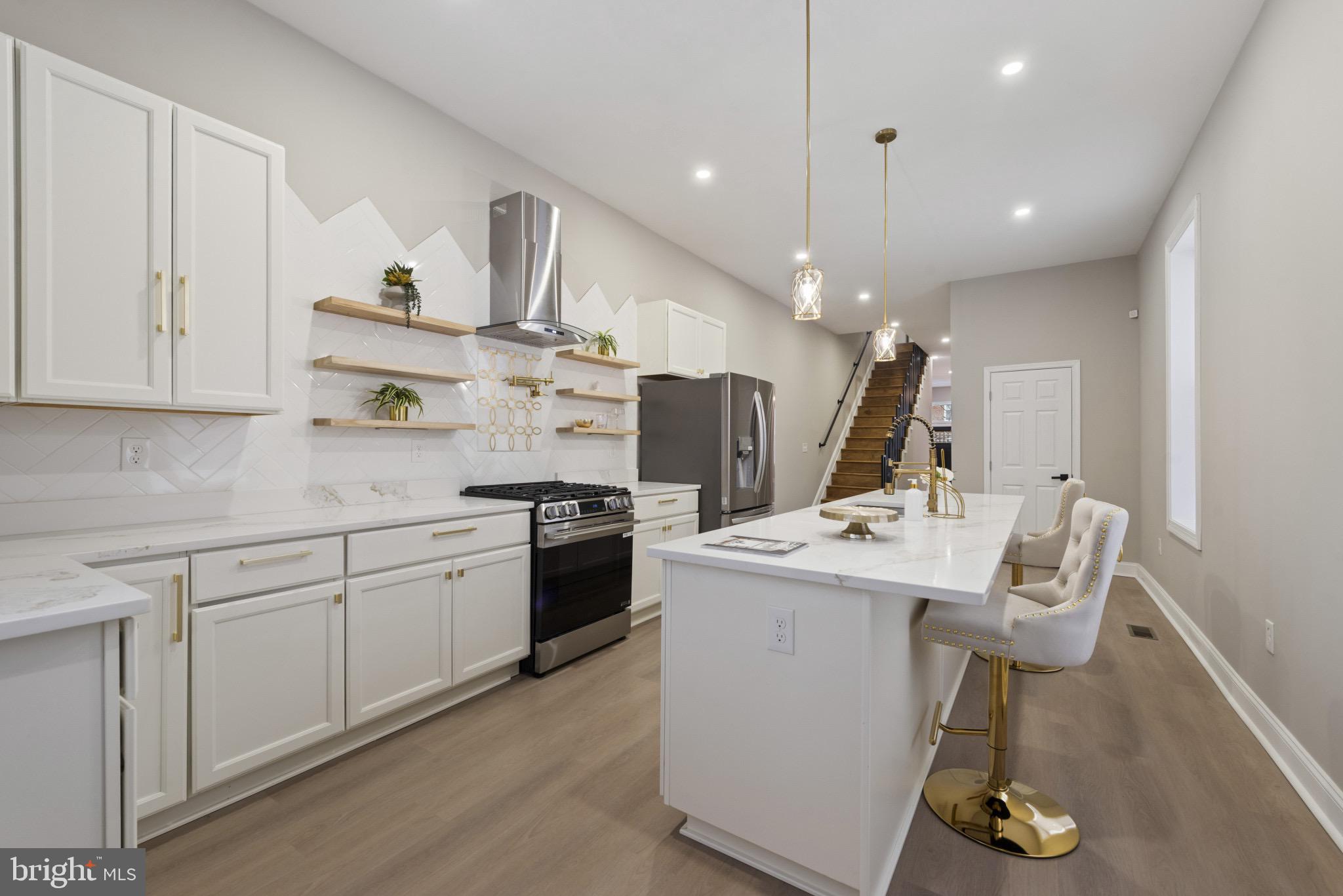 FRANKLIN SQUARE HISTORIC DISTRICT - Residential