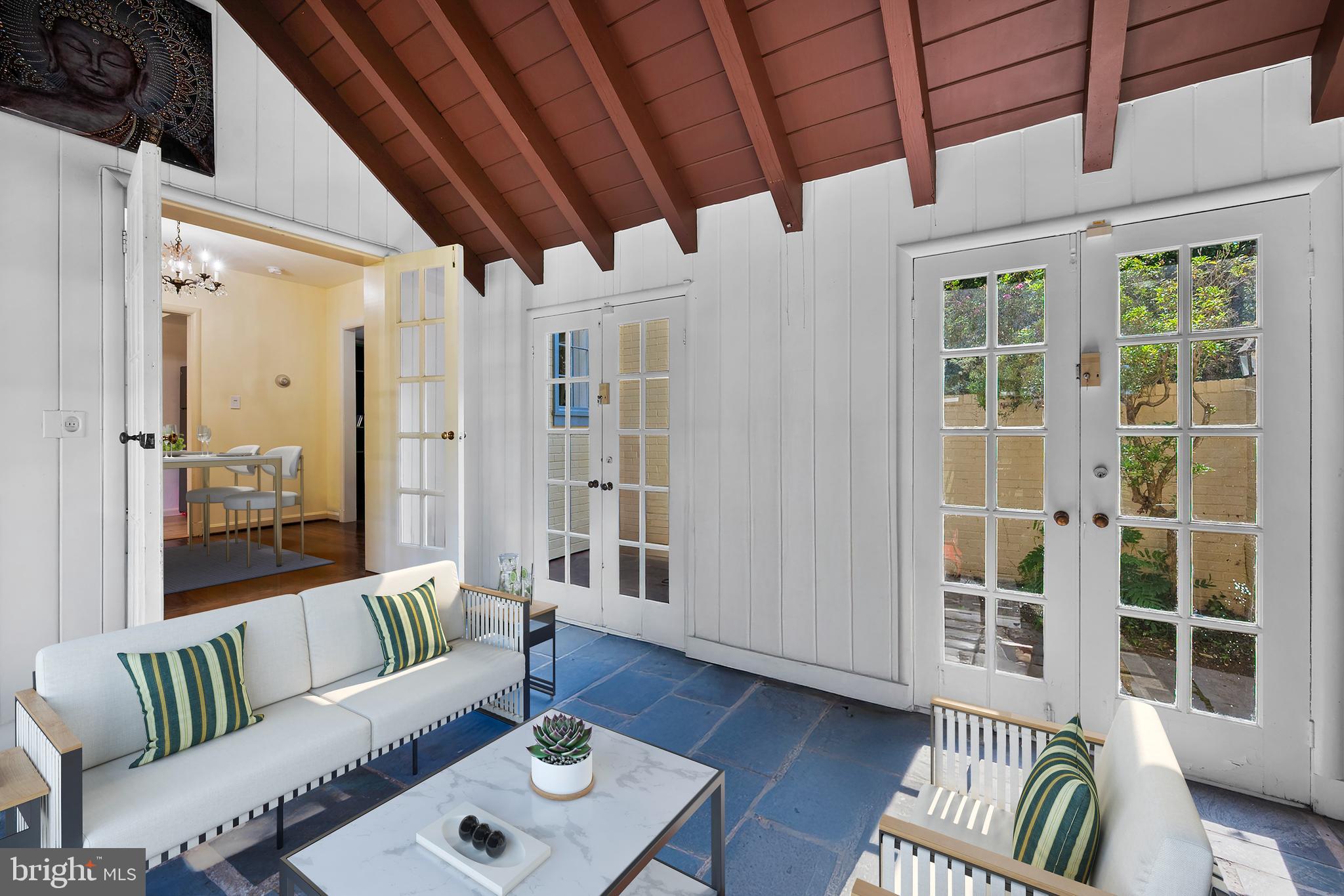 DARNESTOWN OUTSIDE - Residential