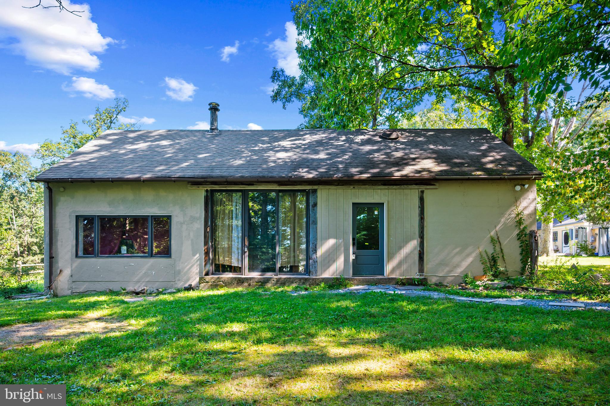 DARNESTOWN OUTSIDE - Residential