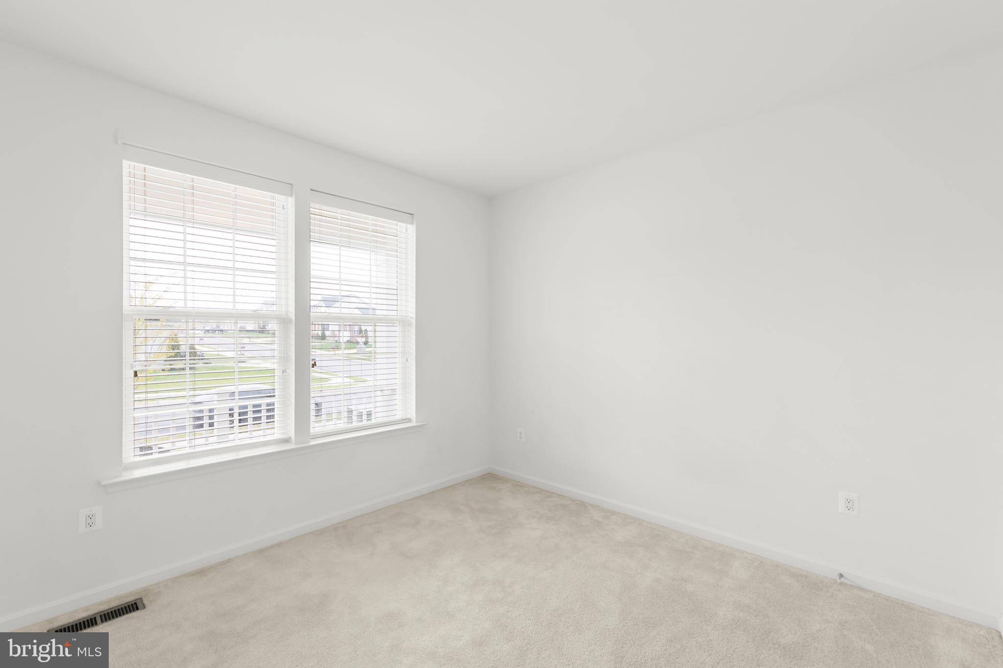 SOUTHERN HILLS - Residential