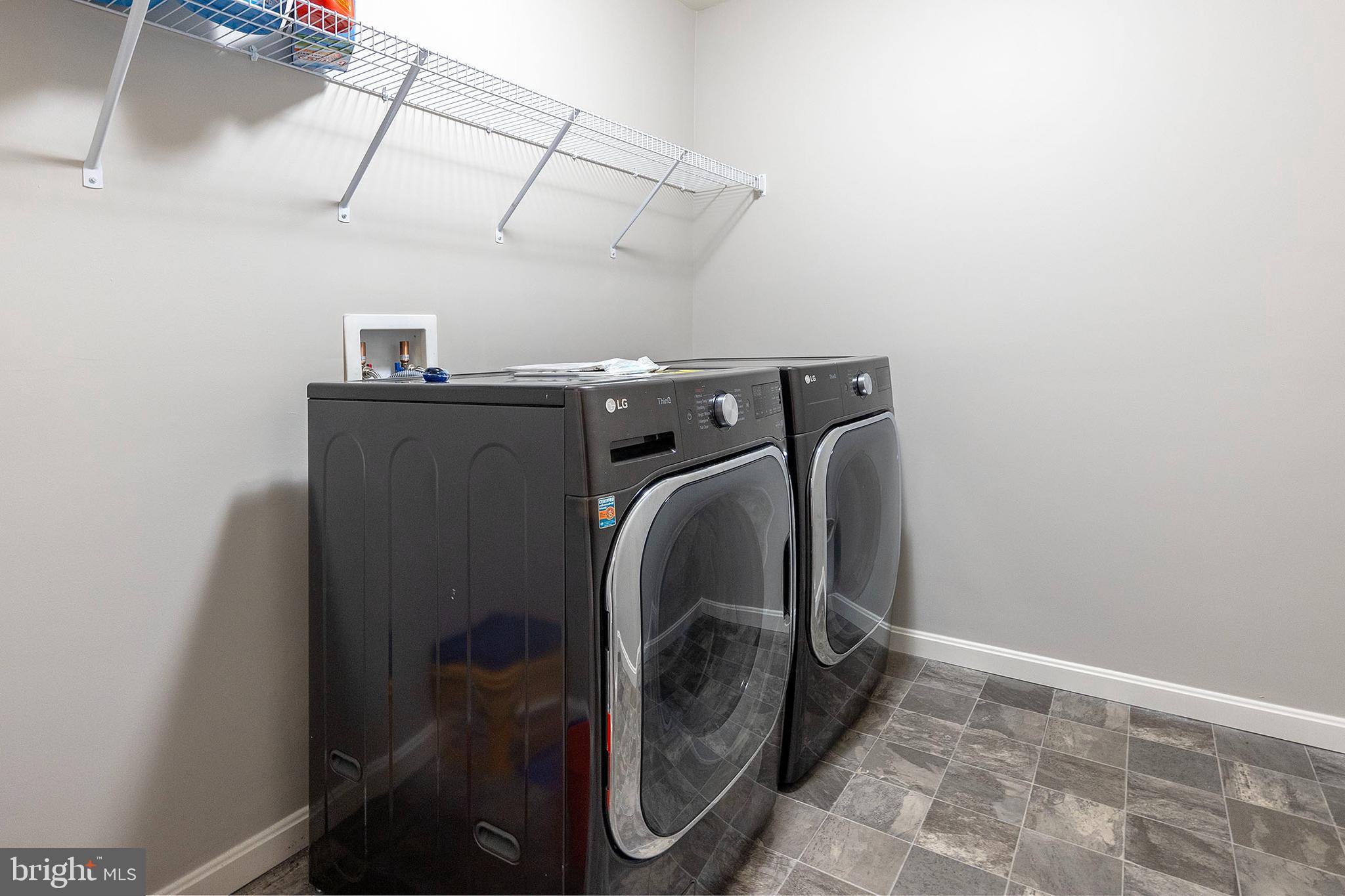 SOUTHERN HILLS - Residential