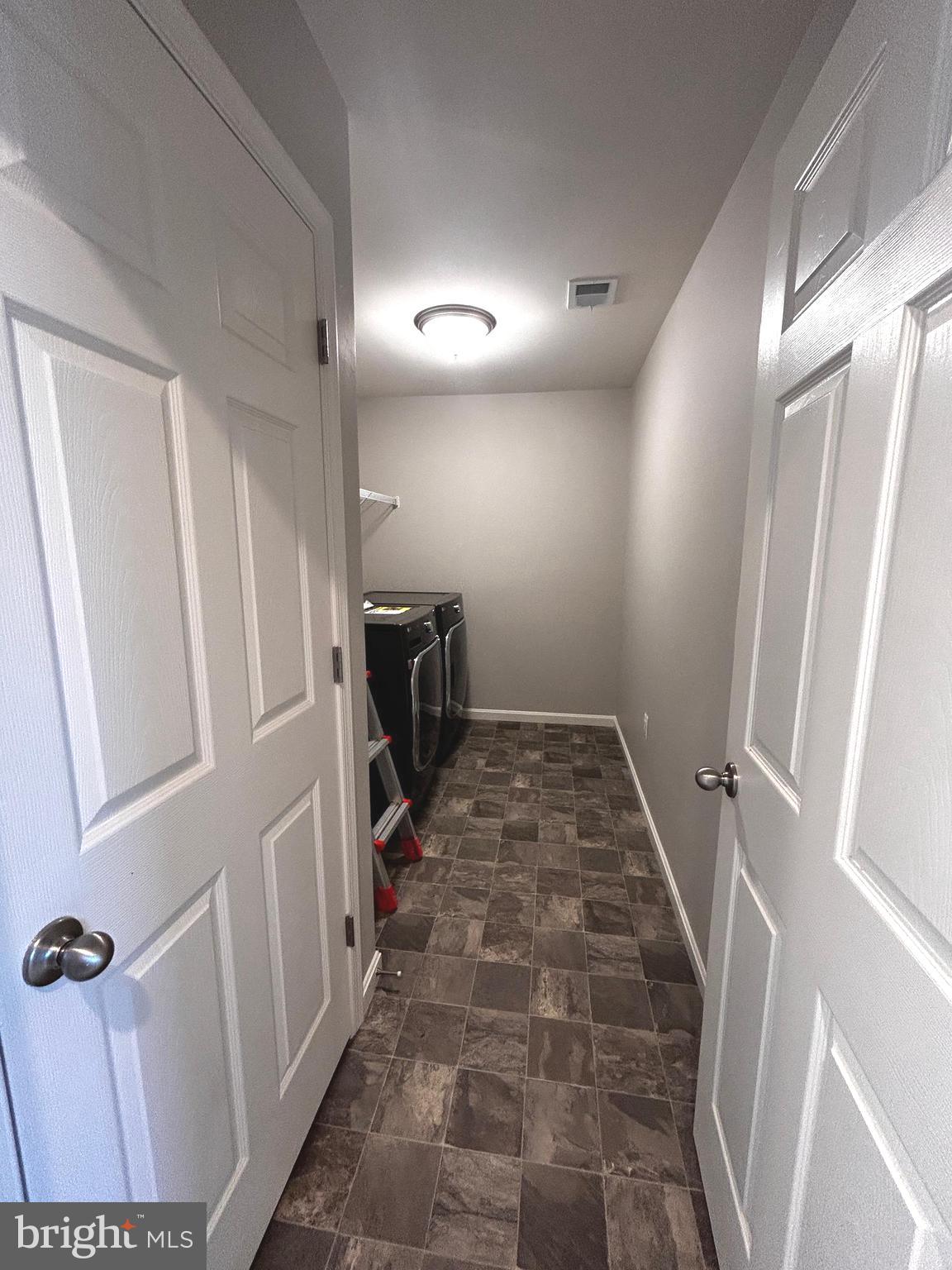 SOUTHERN HILLS - Residential