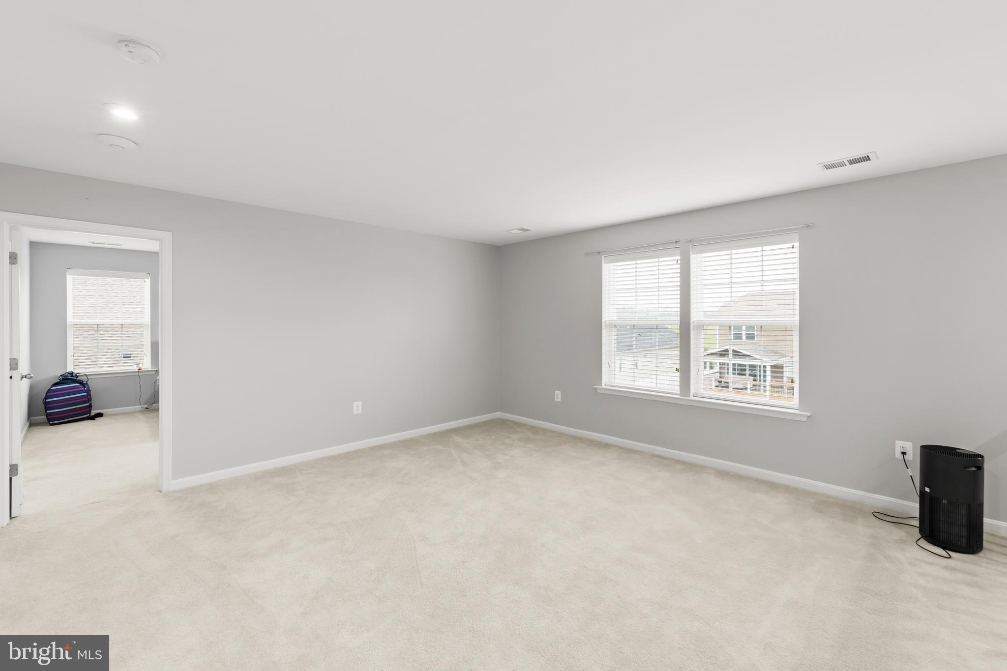 SOUTHERN HILLS - Residential