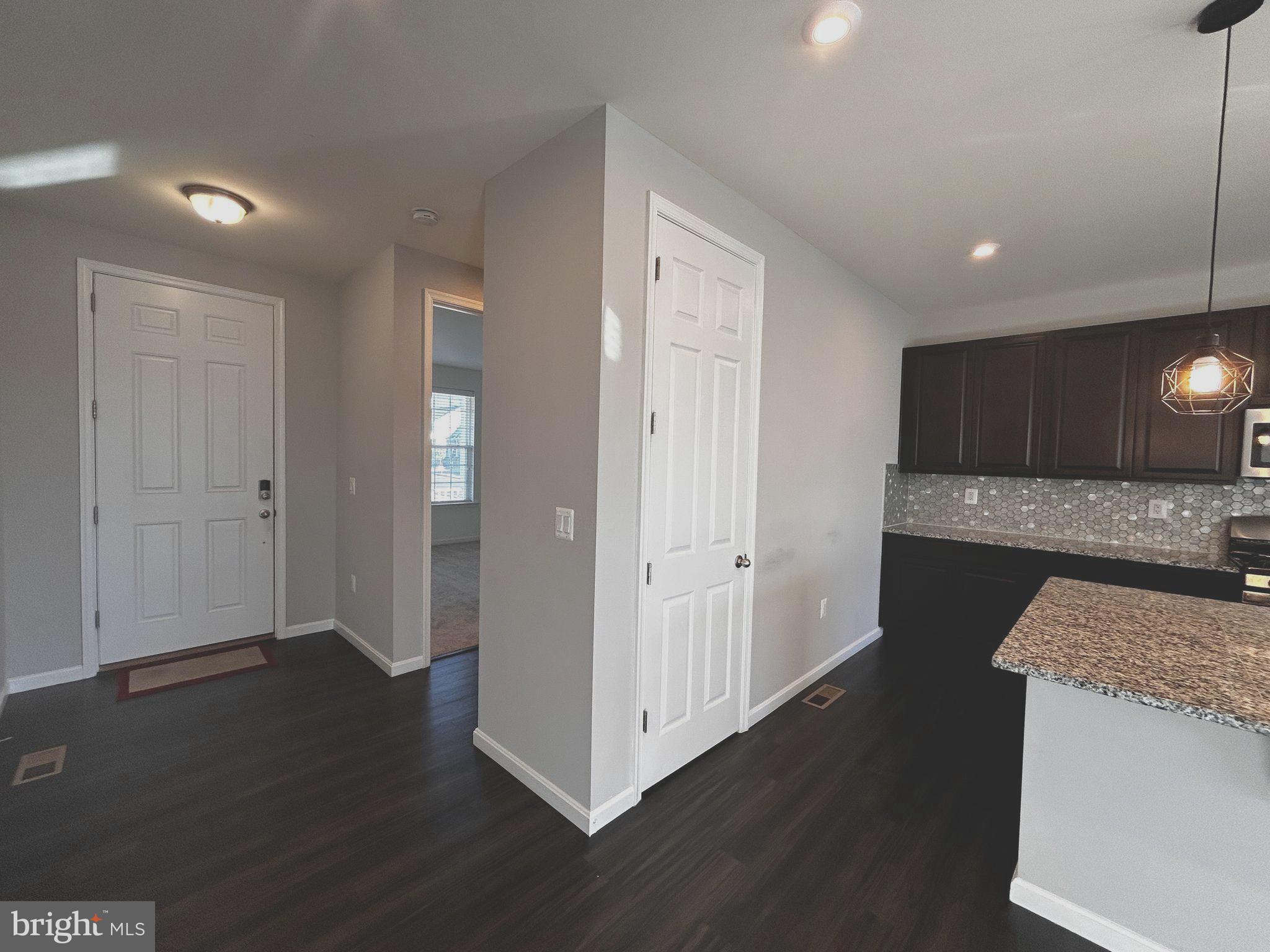 SOUTHERN HILLS - Residential