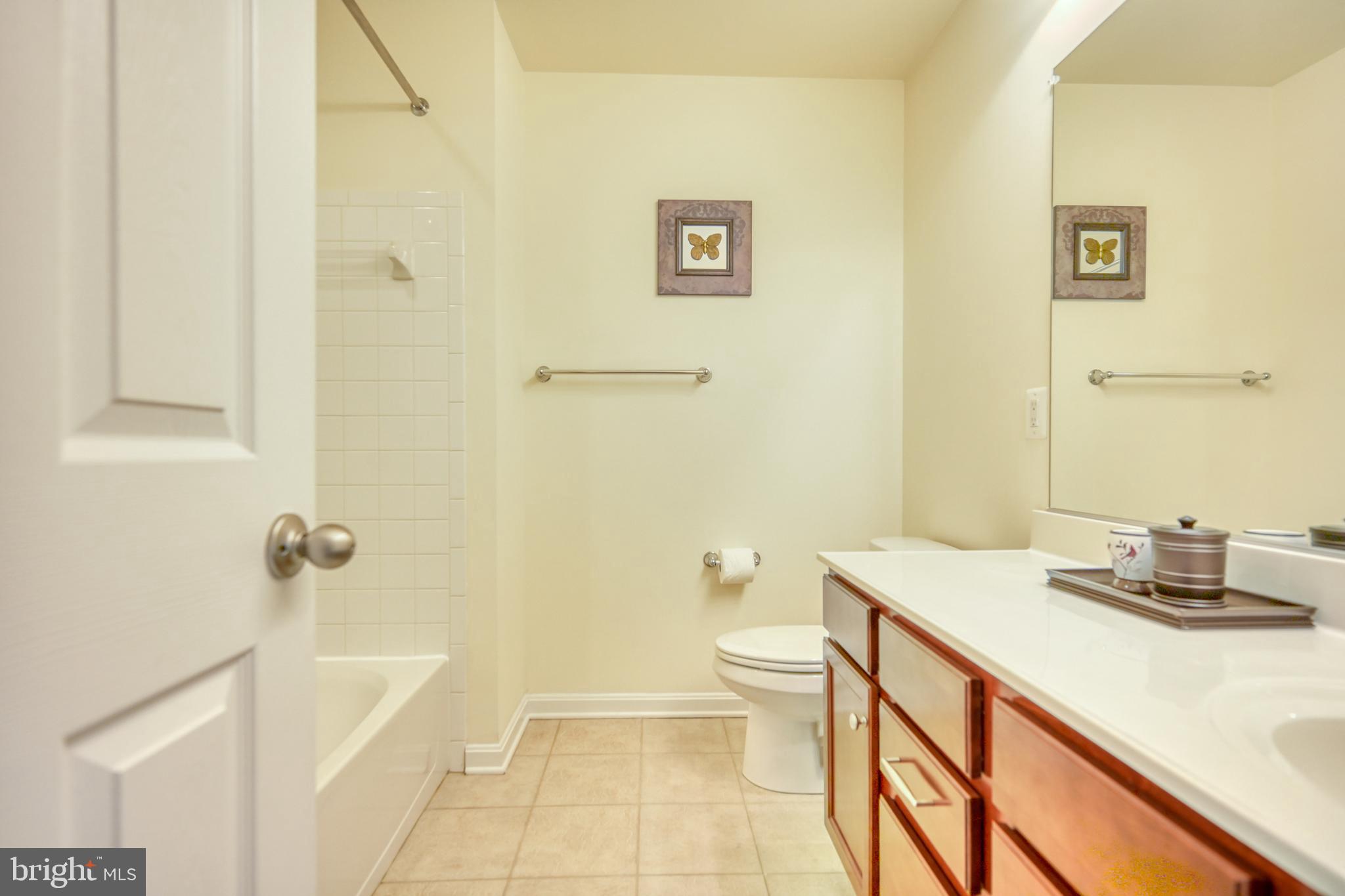 ROCKLAND AT ROGERS - Residential