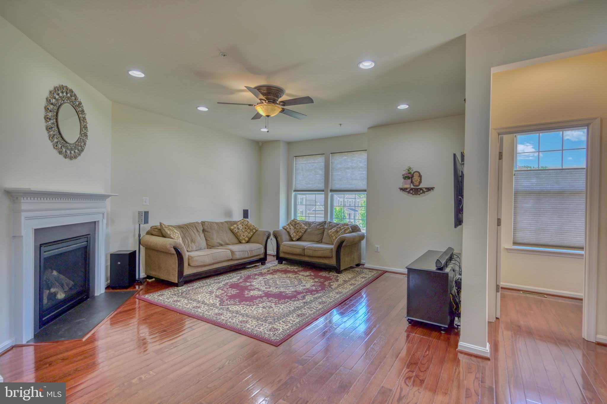 ROCKLAND AT ROGERS - Residential