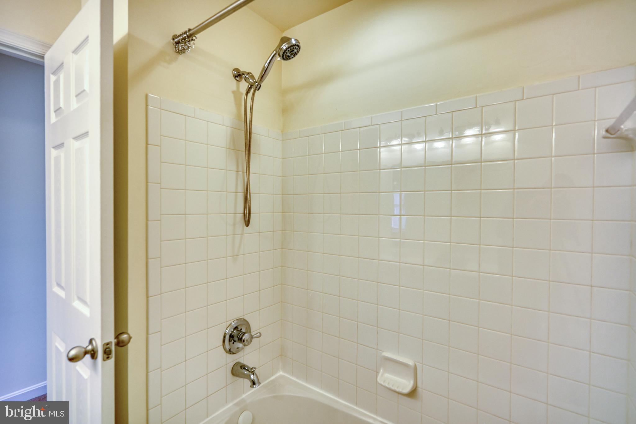 ROCKLAND AT ROGERS - Residential