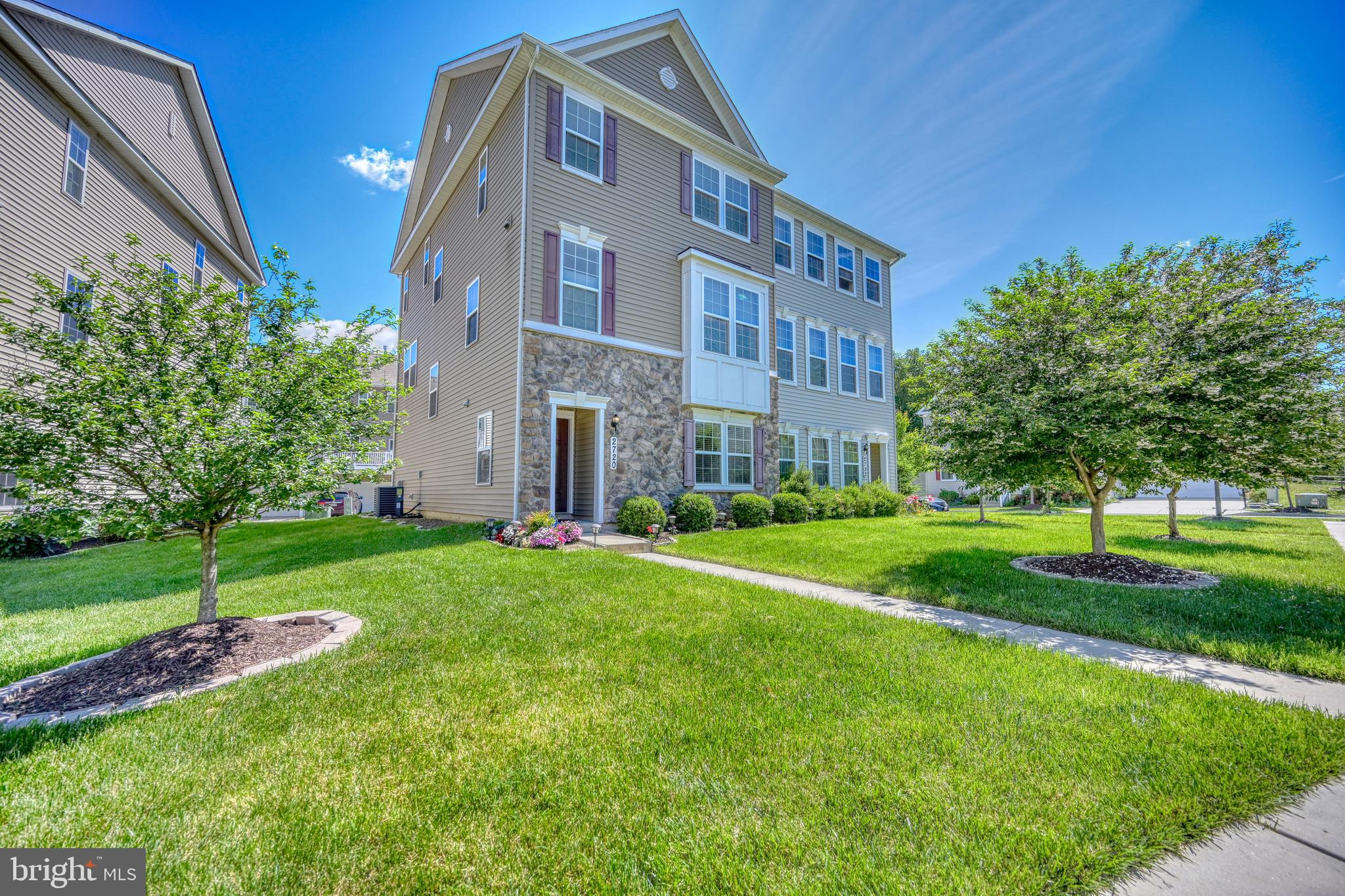 Stunning ,Spacious and immaculate well-maintained End of Row Townhouse with tons of natural light and open flowing floor plan located in Rockland atRogers Neighborhood. This stunning Home Has Two Car Garage, Complete With Rare RearDeck . This home features Gourmet Kitchen with stainless steel appliances including fridge, granite tops, wall oven, HW main level, a large center island & an eat-in kitchen, second floor laundry and much MUCH more. Fully finished basement with one half bath and walkout to garage. Conveniently located with close proximity to major restaurant and shoppings in Ellicott City ! Come see it today!