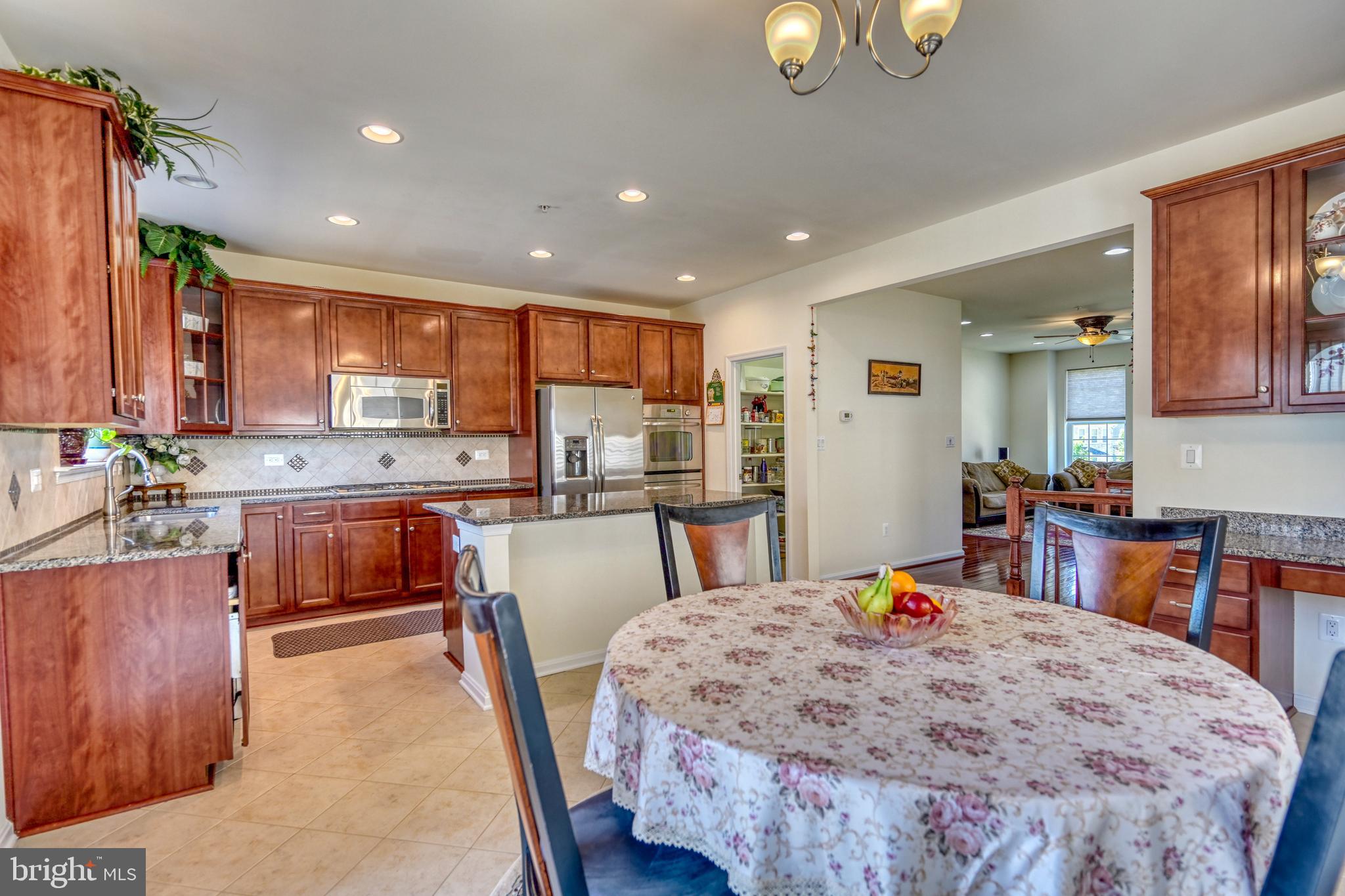 ROCKLAND AT ROGERS - Residential