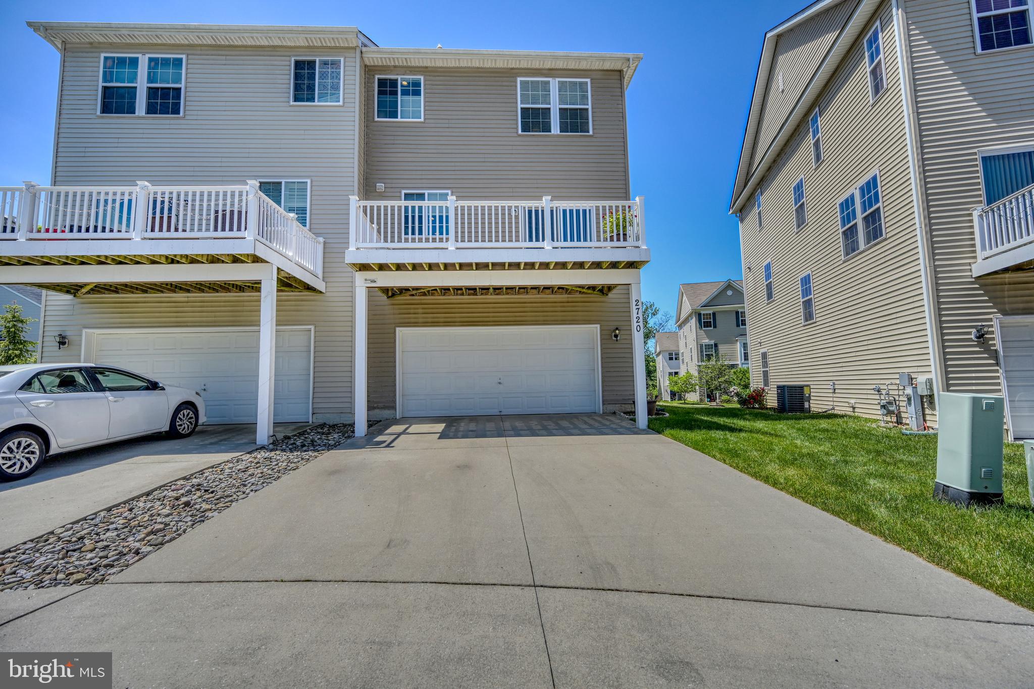 ROCKLAND AT ROGERS - Residential