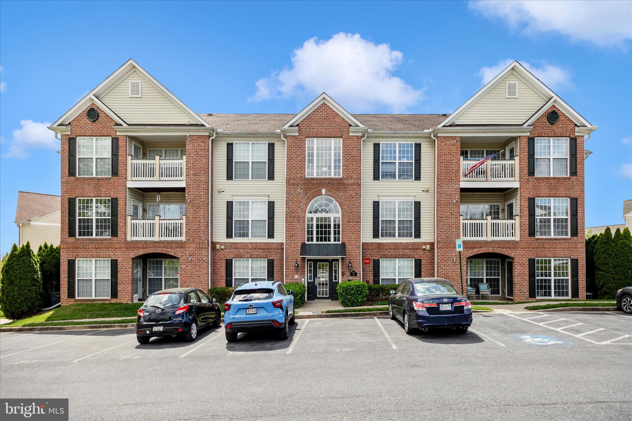 RIDGEVIEW II - Residential