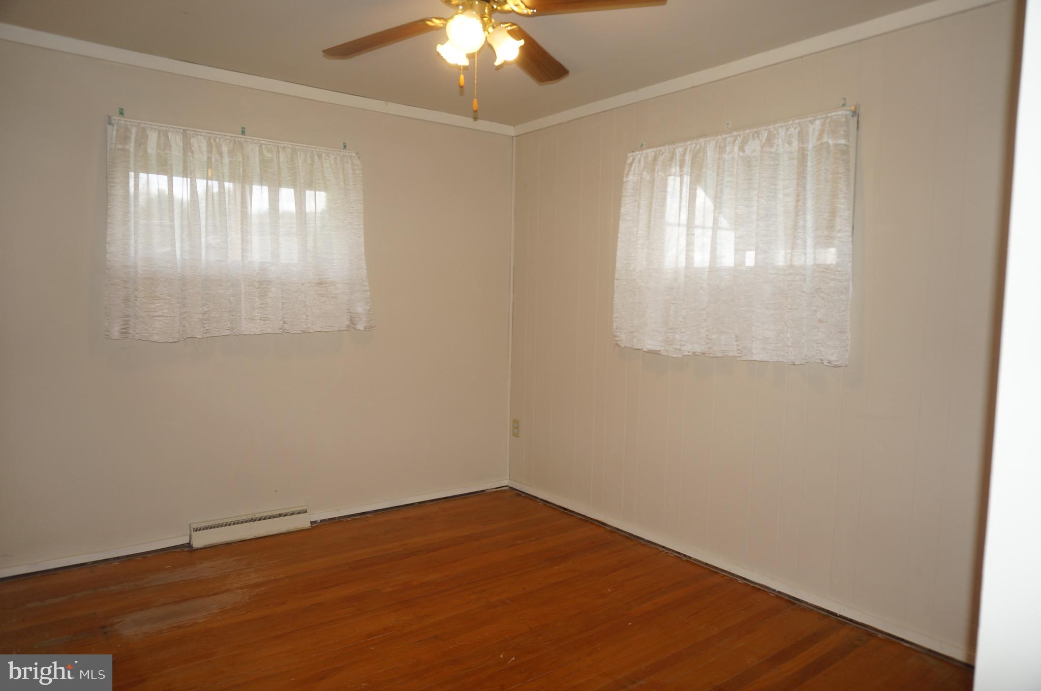 WINDSOR PARK - Residential