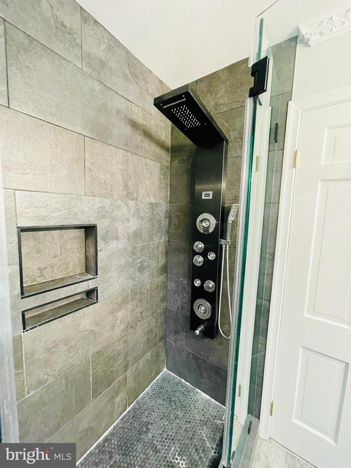 FOX LAKE - Residential