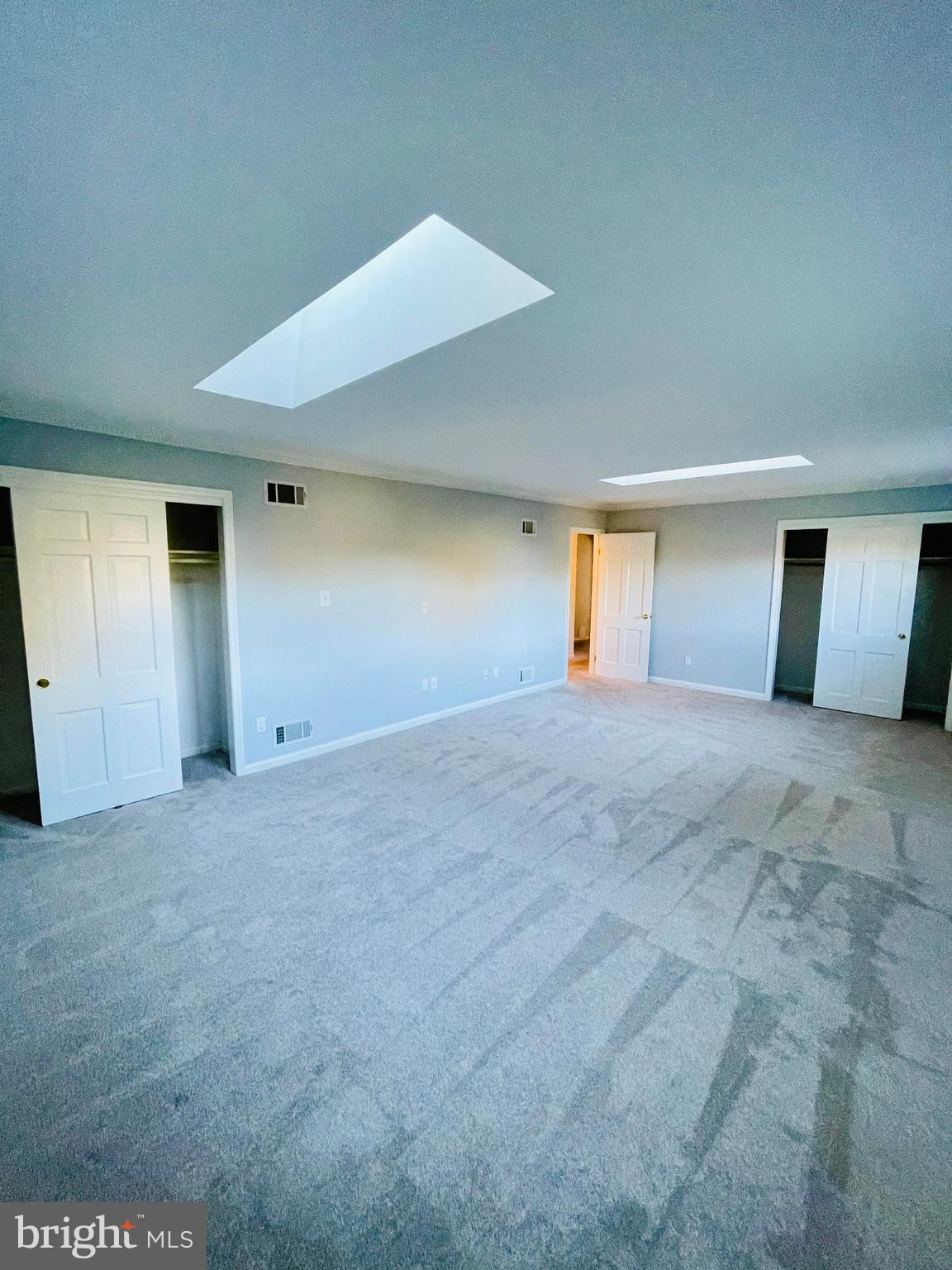 FOX LAKE - Residential