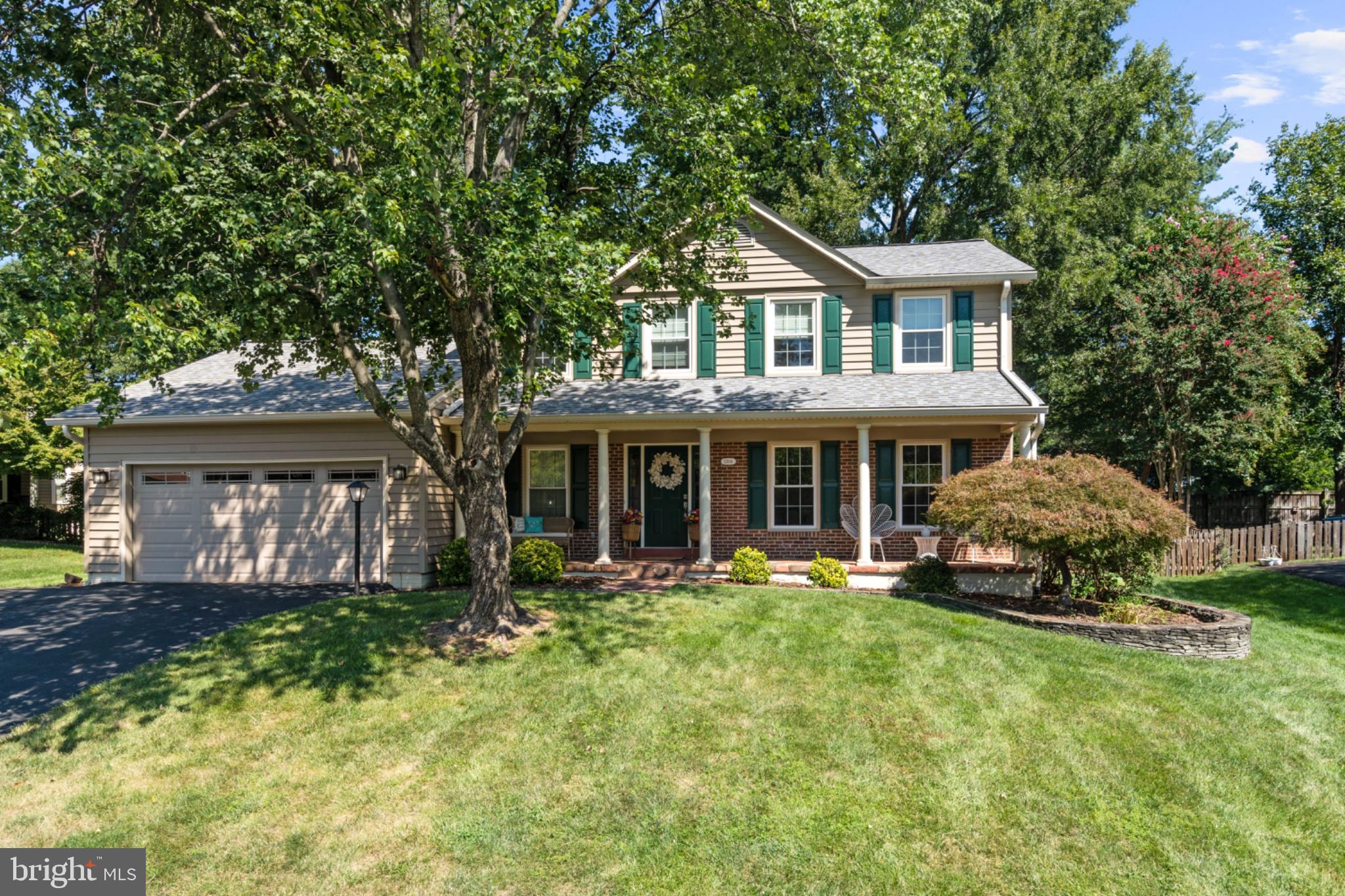 13104 CORALBERRY DRIVE