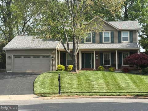 Photo of 13104 Coralberry Drive, FAIRFAX, VA 22033 (MLS # VAFX2331310)