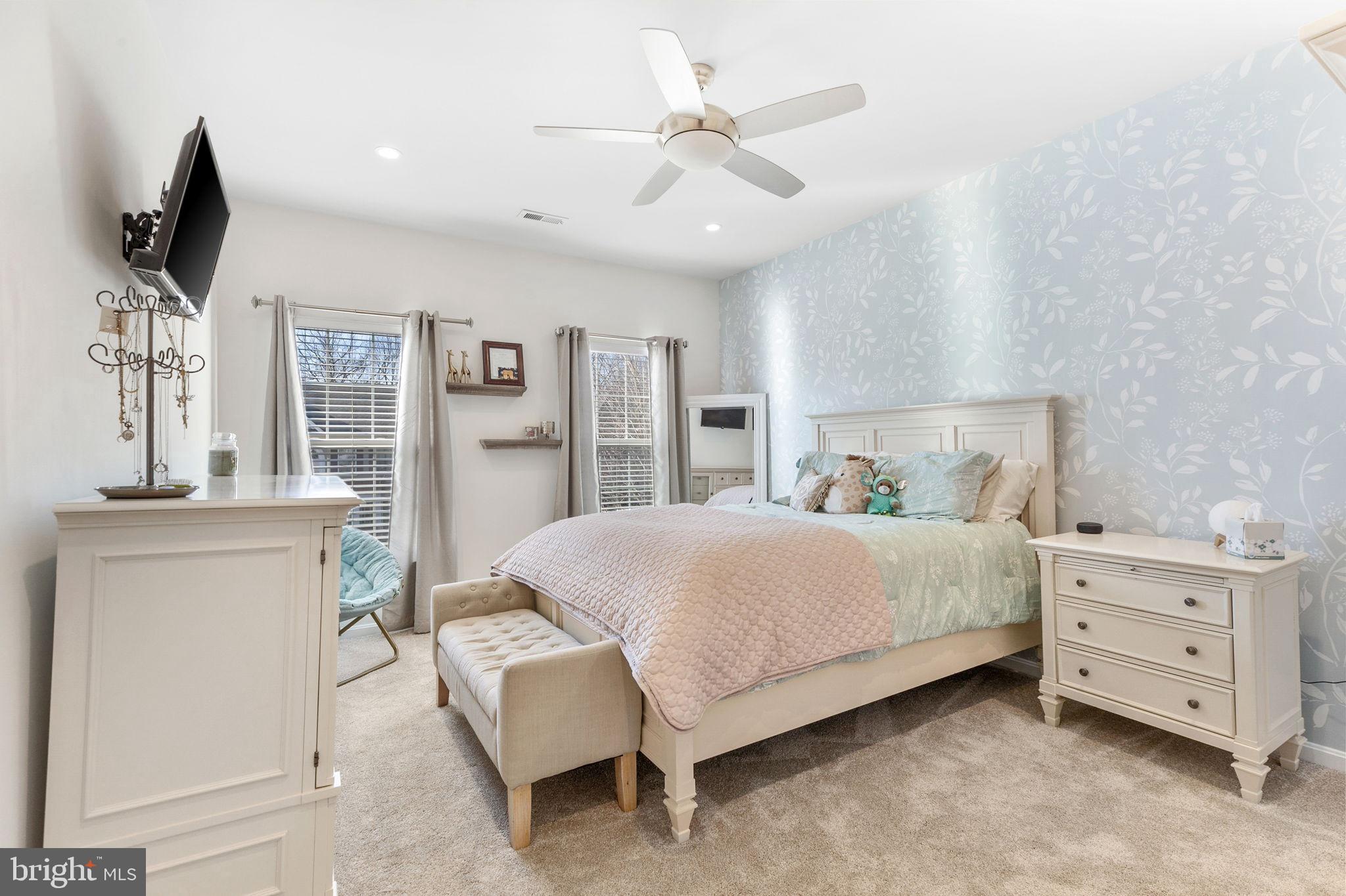 STONE CREEK - Residential