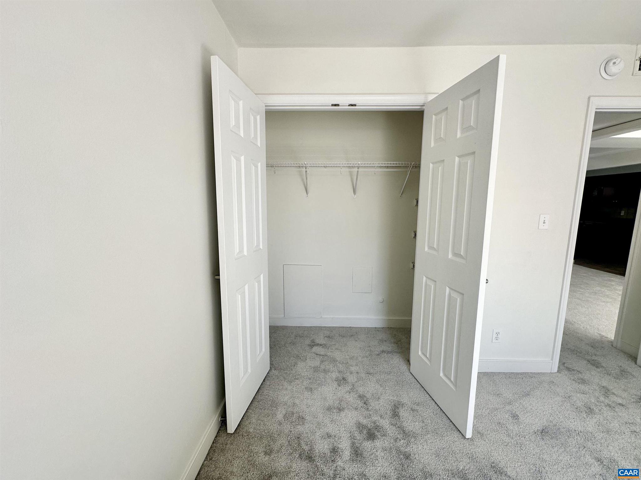 FOUNTAIN COURT - Residential Lease