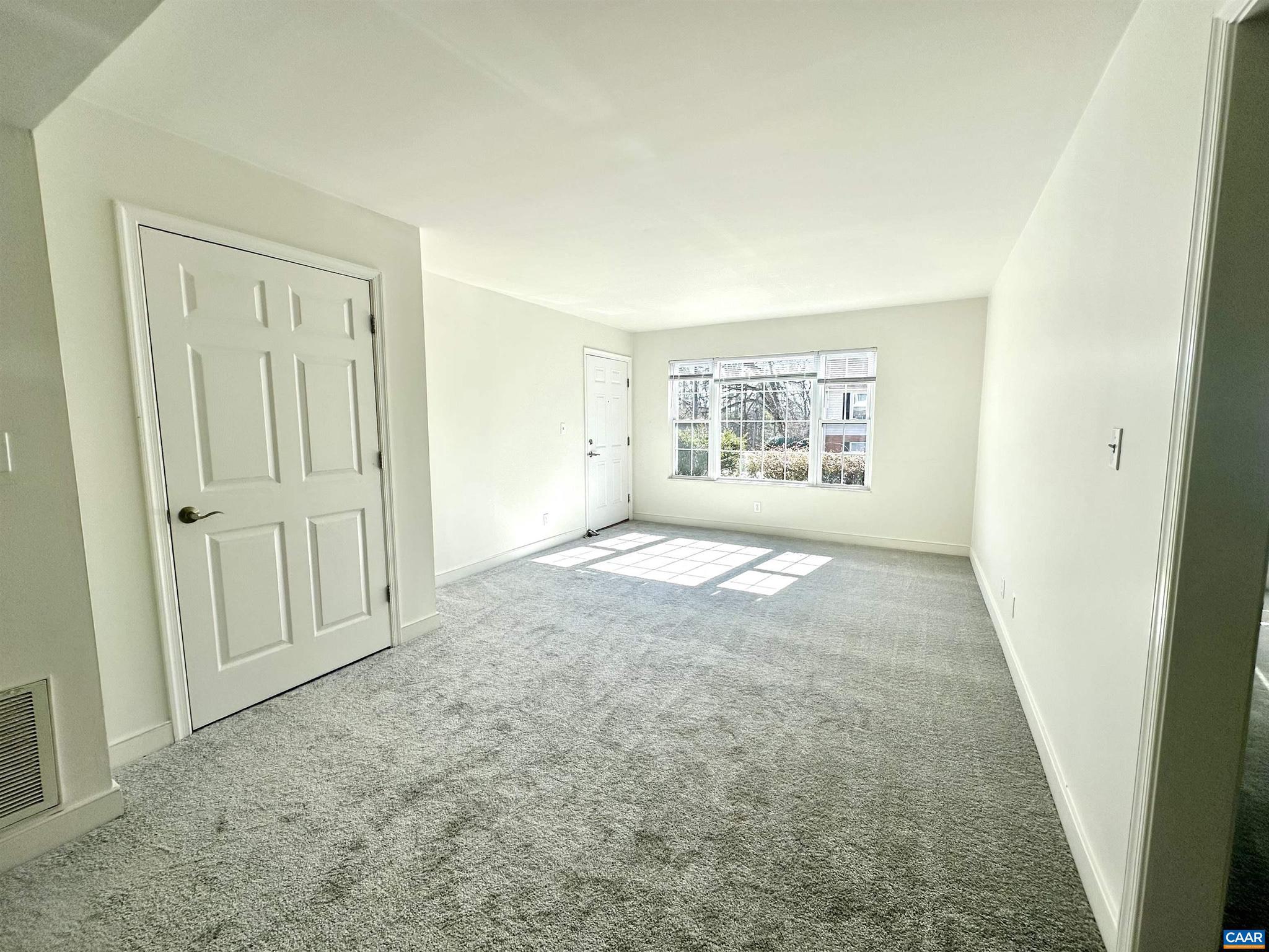 FOUNTAIN COURT - Residential Lease