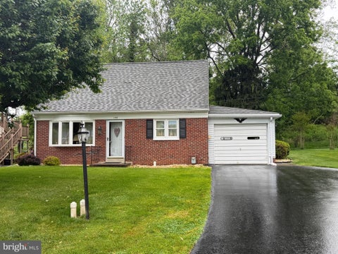 Homes For Sale - 1339 Meadowcreek Lane<br/> LANCASTER, PA 17603