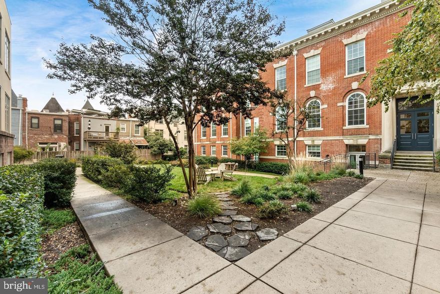 Available November 1st! Welcome to the sought after Parker Flats in Bloomingdale, offering warmth, convenience, green gardens and an easy walk to all the city buzz! This meticulously maintained unit features an underground GARAGE SPACE, walls of windows, drenched with sunlight that overlook the gorgeous courtyard, hardwood floors throughout, an open kitchen/living area, granite counters, stainless steel appliances and an in unit washer/dryer. Pets accepted case by case. Parker Flats includes secure access, a gym, a large gated park-like courtyard with vibrant landscaping, seating, grills for BBQ gatherings. Walk to the dog parks, Bloomingdale restaurants, Shaw Metro, bus lines, and more!!