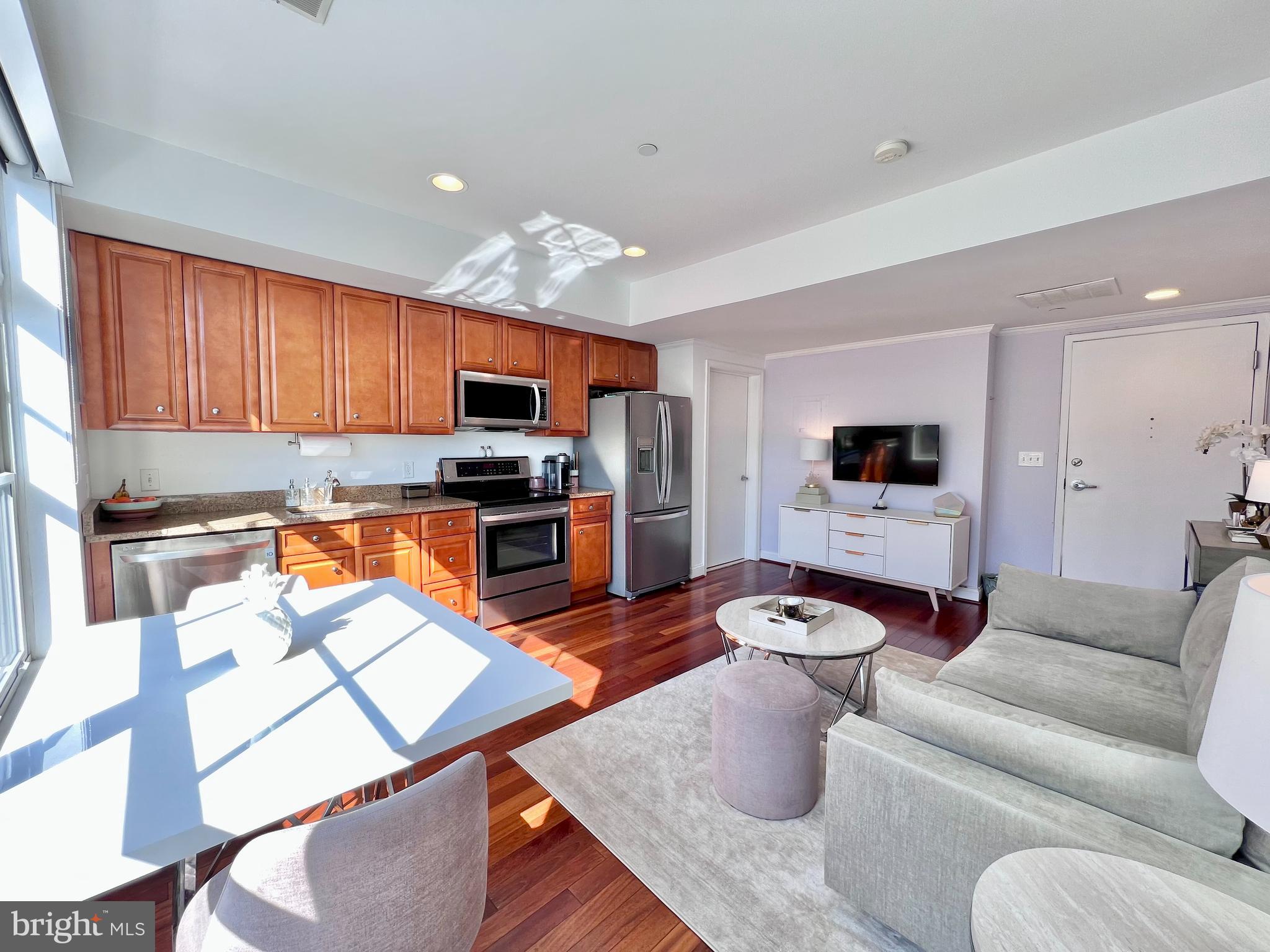 150 V STREET NW V306