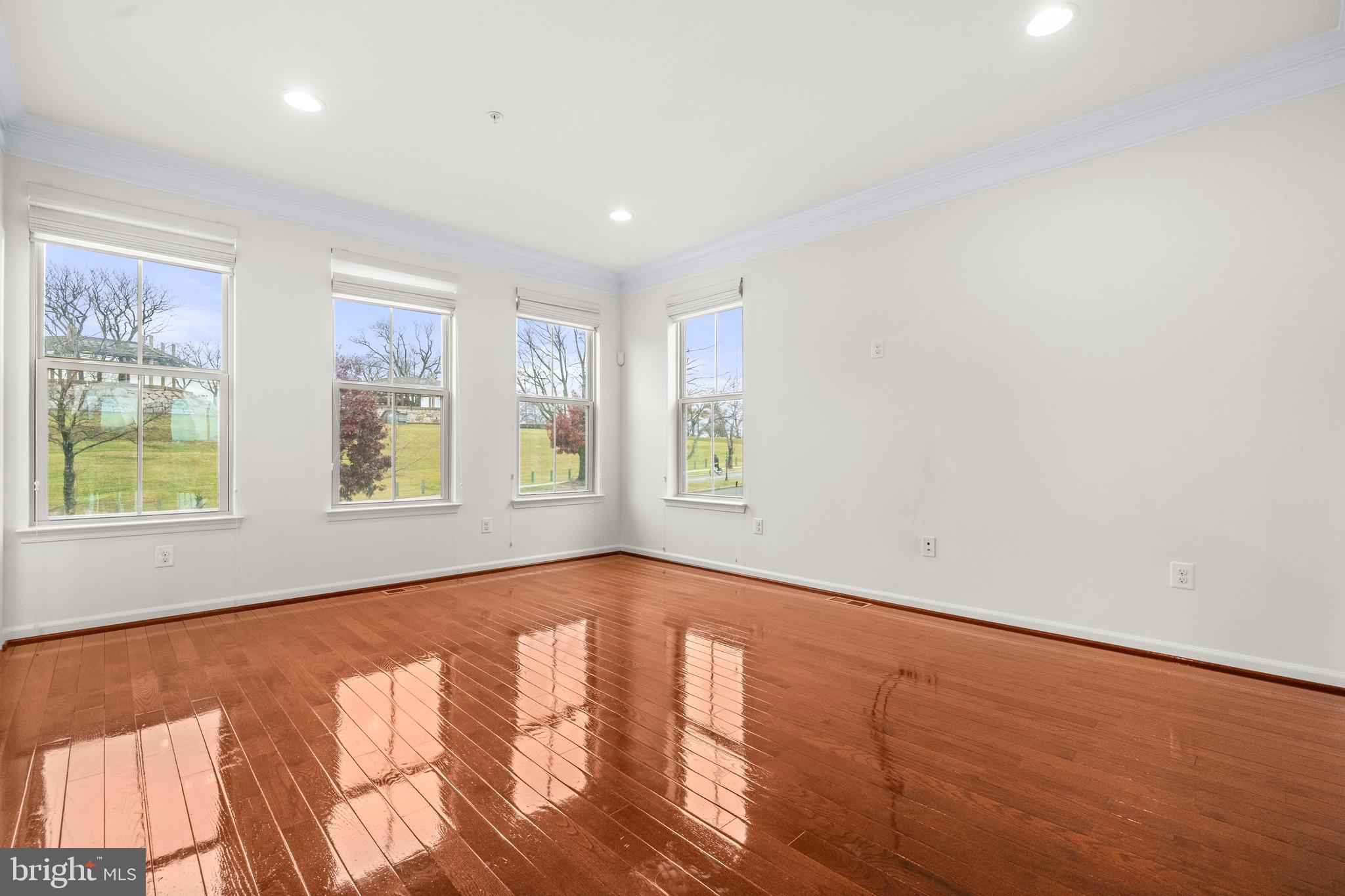 3139 FORT LINCOLN DRIVE NE